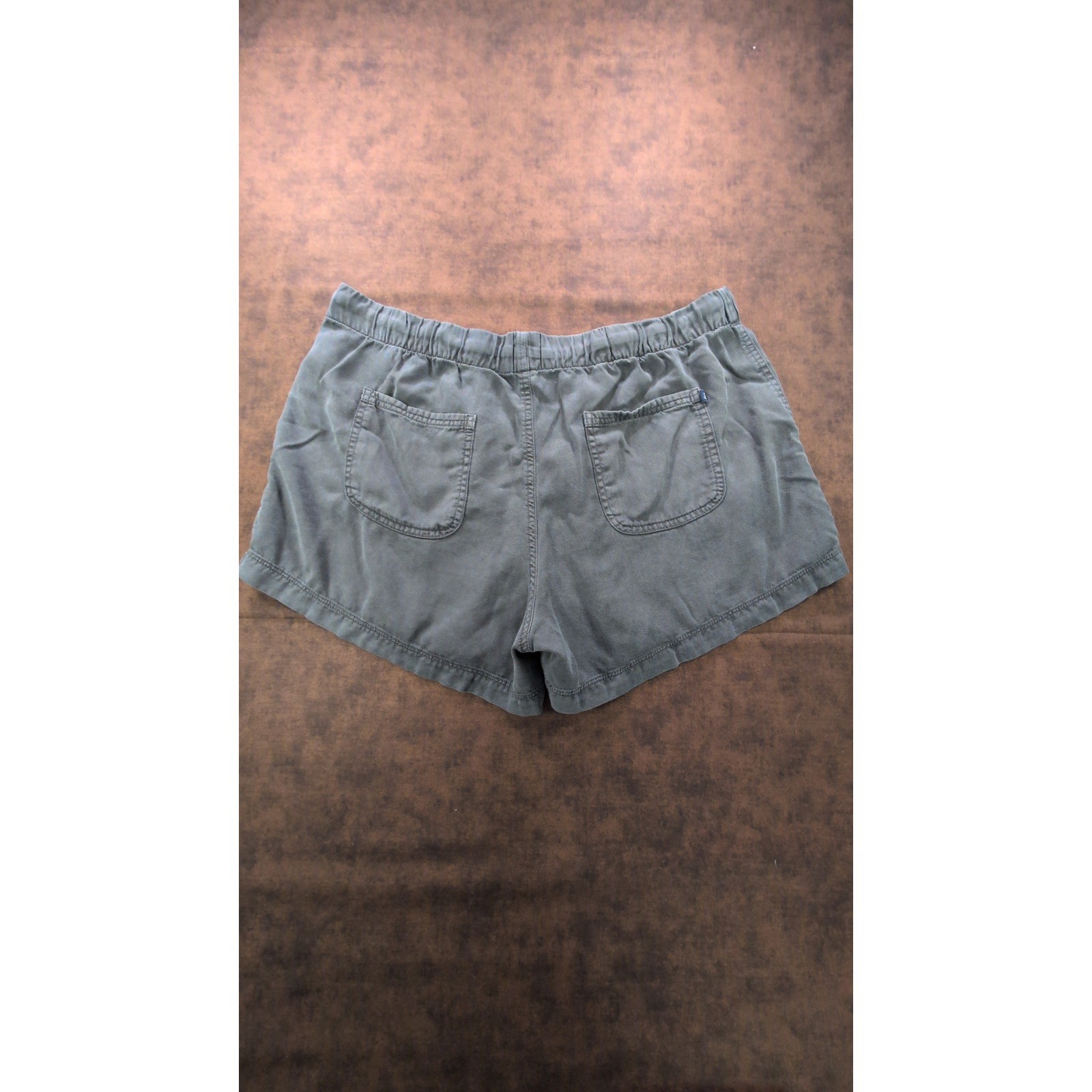 GAP Gray Lyocell Casual Lounge Shorts Elastic Waist Drawstring Large 3in Inseam