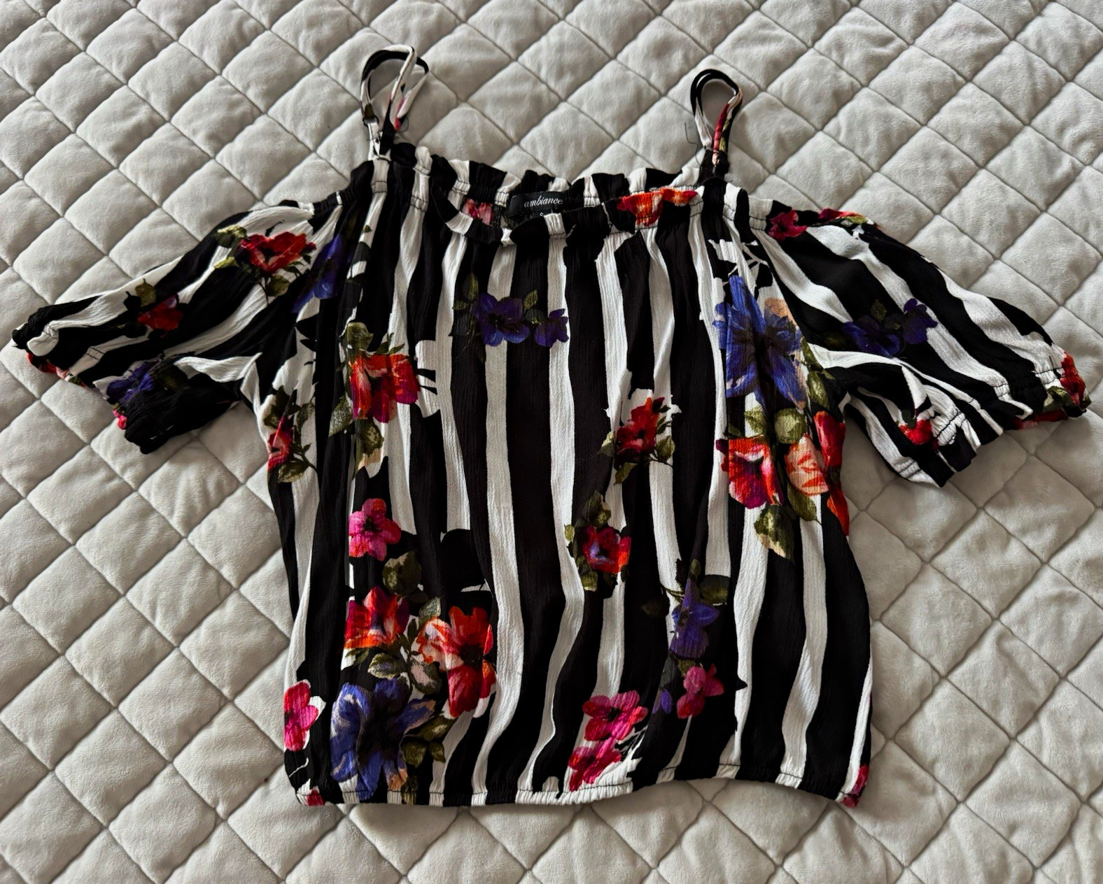 Ambiance Off-Shoulder Striped Floral Short Sleeve Blouse Juniors S