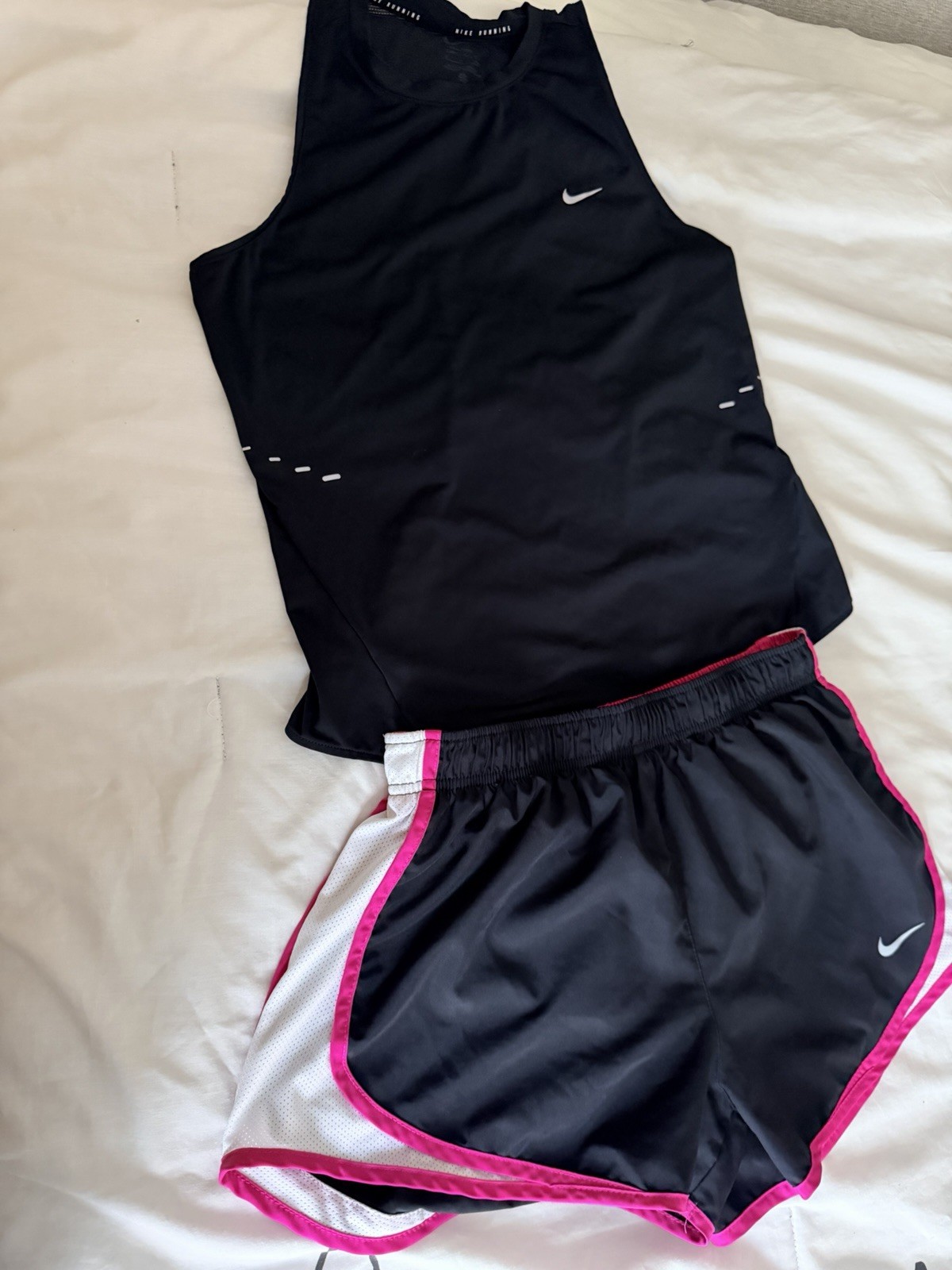 Bundle Deal ,Nike Swift Dri-FIT Running Tank Top S,Nike Tempo Running Shorts M