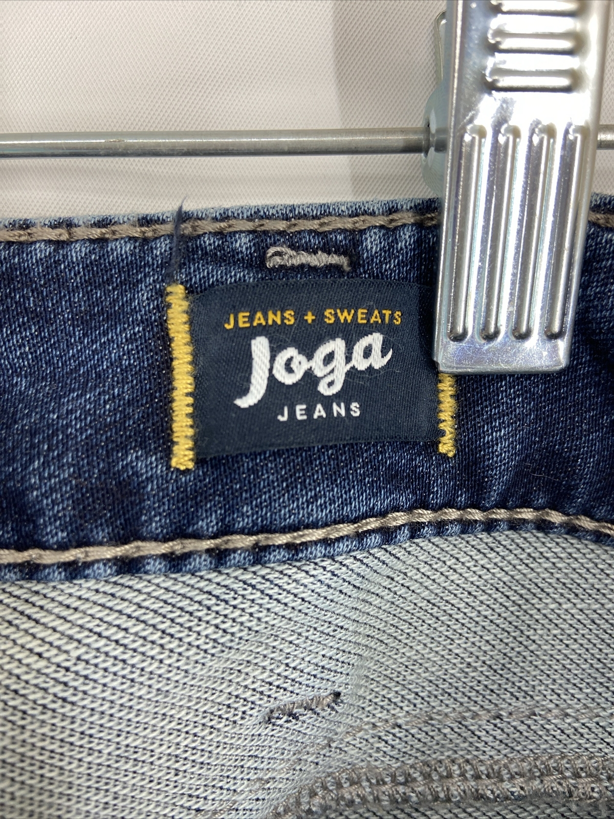 Silver Jeans Suki Woman’s Joga Jeans Skinny Size 32×31 Destroyed Distressed NWT
