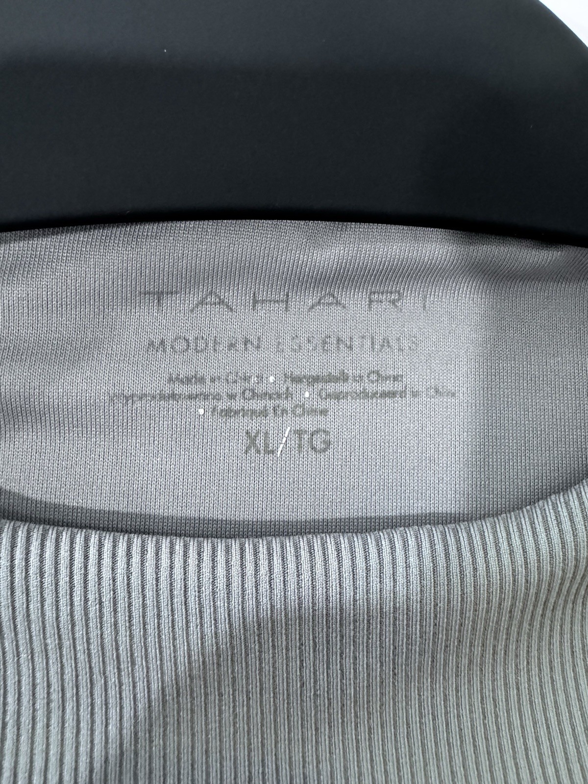 Tahari Women’s Cappuccino Latte Color Sleeveless Shell Top Tank XL