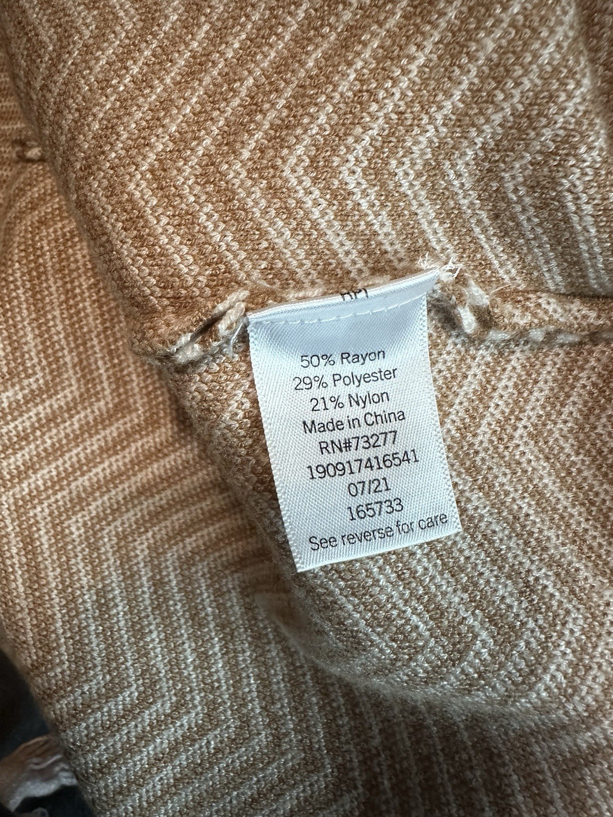 Women’s Nine West taupe and white chevron knit long coat / cardigan Size 2X