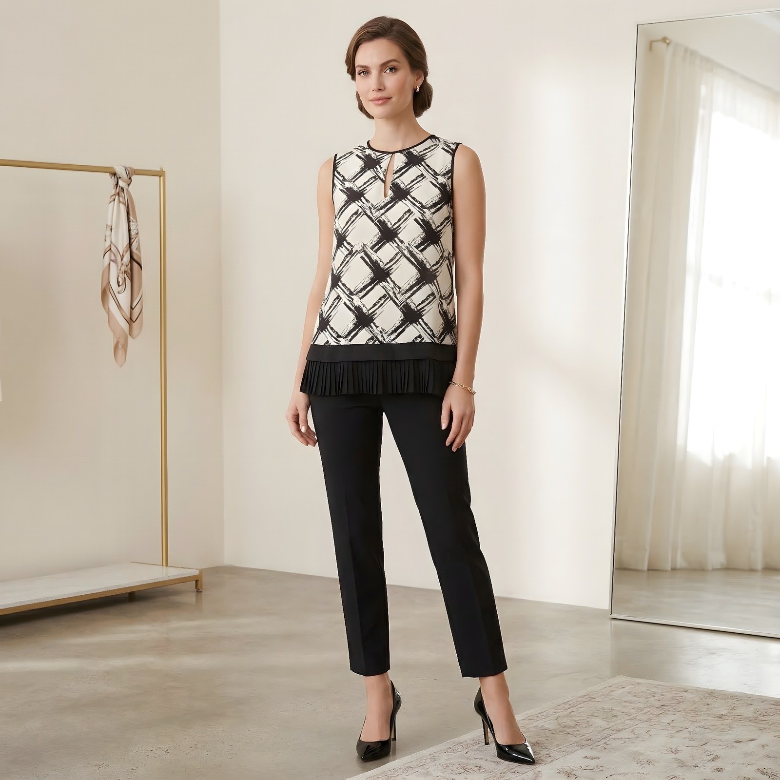 Raoul Silk Blouse Sleeveless Black Ivory Abstract Pleated Hem US 6