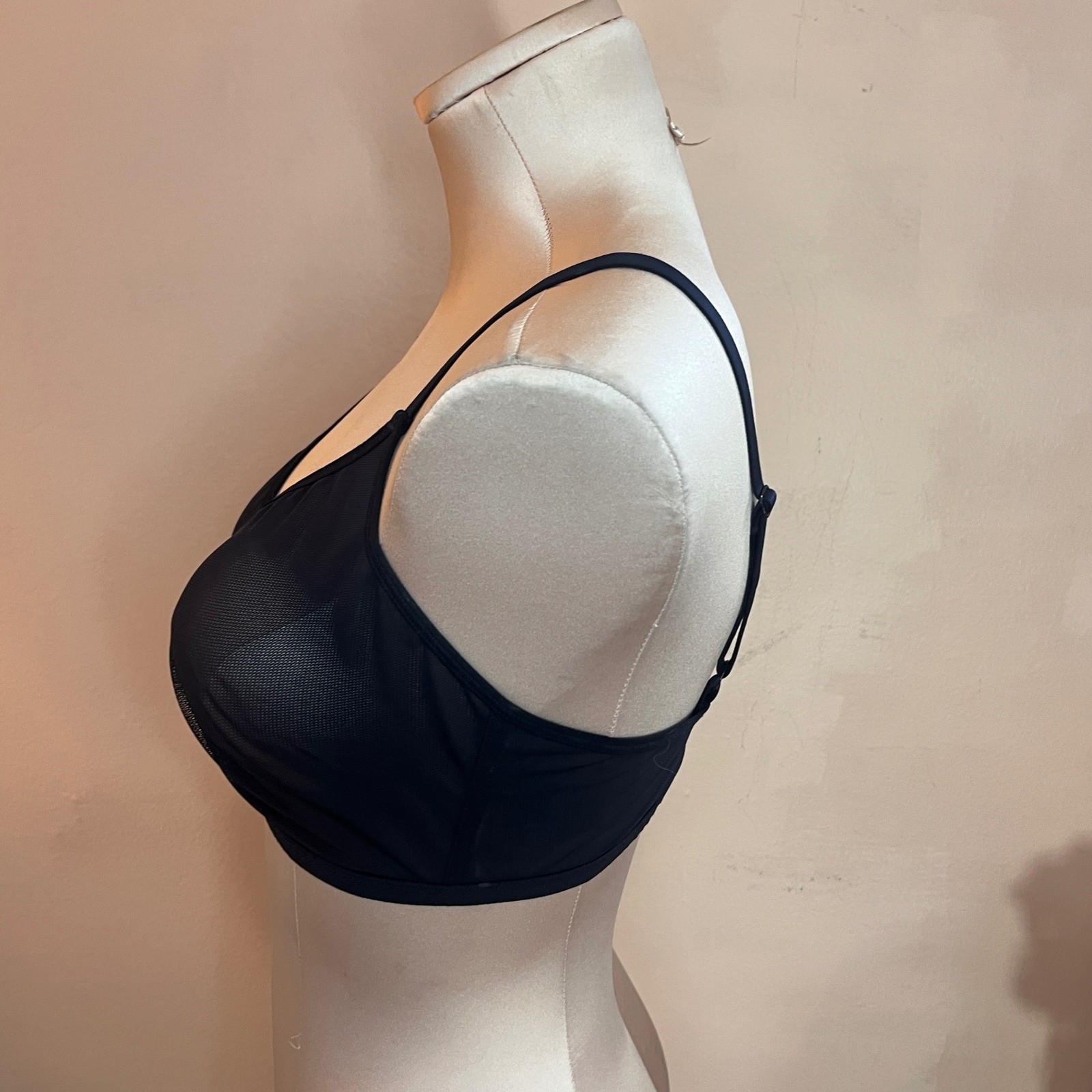 Negative Underwear Sieve Non-Wire Bra Black Mesh Sheer Size 4 Adjustable Straps