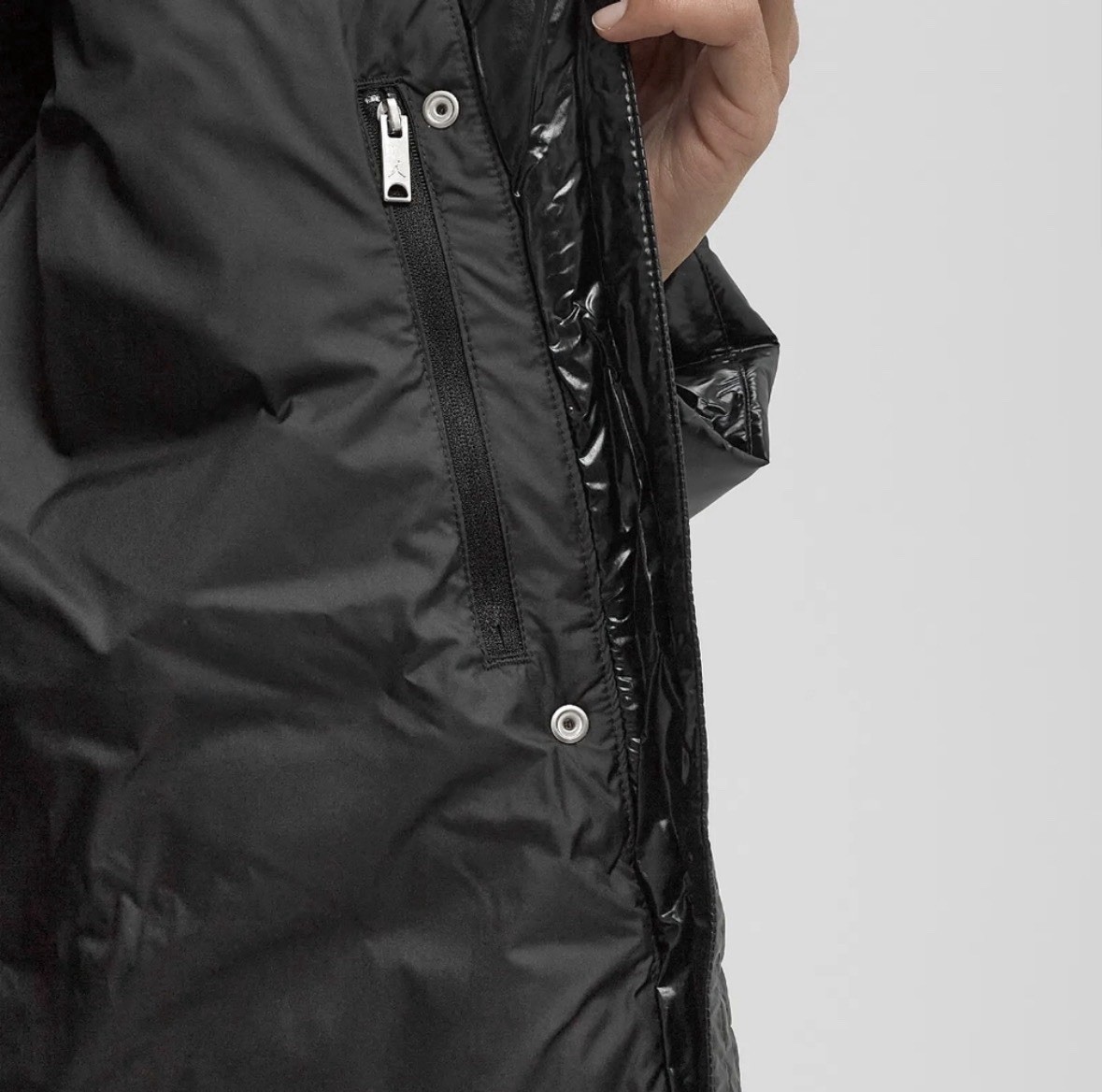 Nike Jordan Down Fill Loose Fit Hooded Parka – Women’s Size Large – FV7143-010
