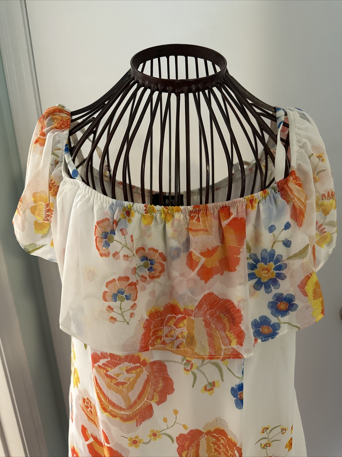 a buyer M floral summer dress white orange blue