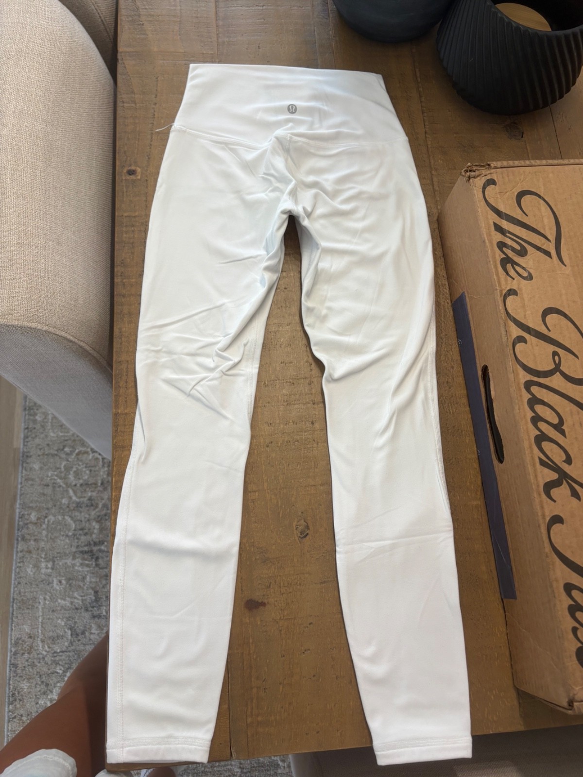Lululemon Align Women’s Leggings – White, Size 4, 28 inches