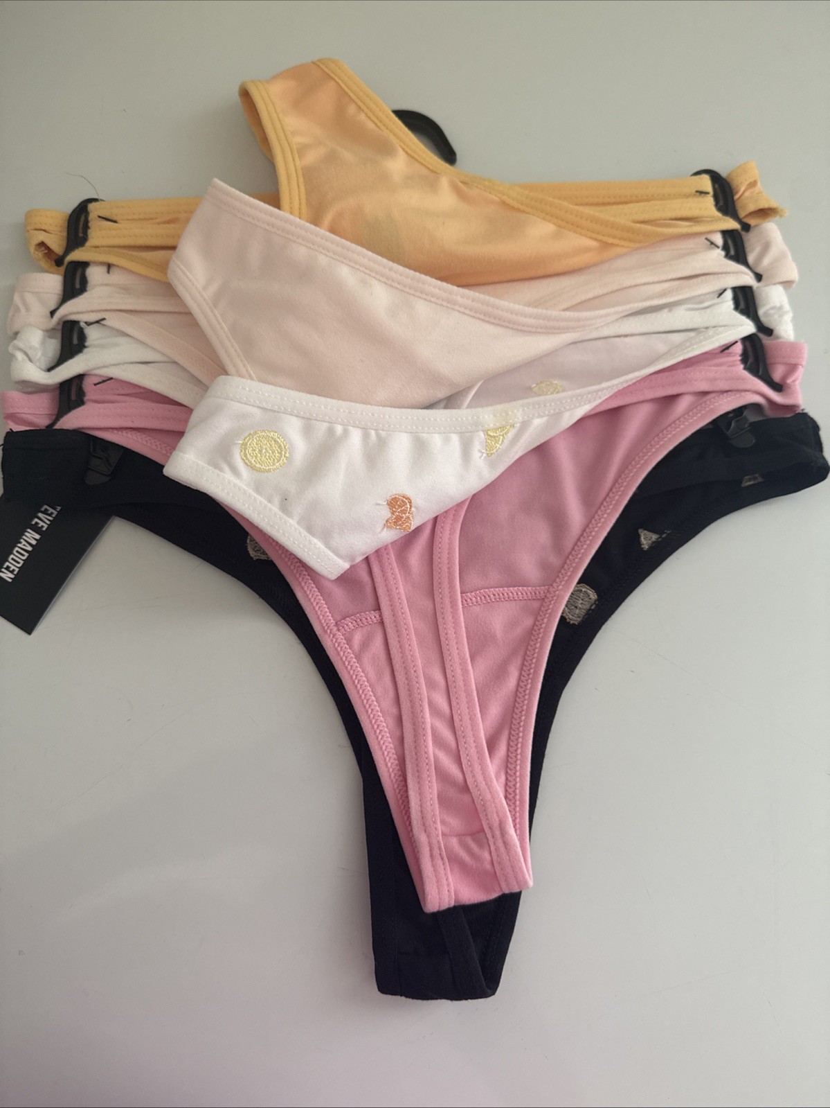 Steve Madden Small Ultra Soft Thong 5-Pack Variety Colors Brand New with Tags