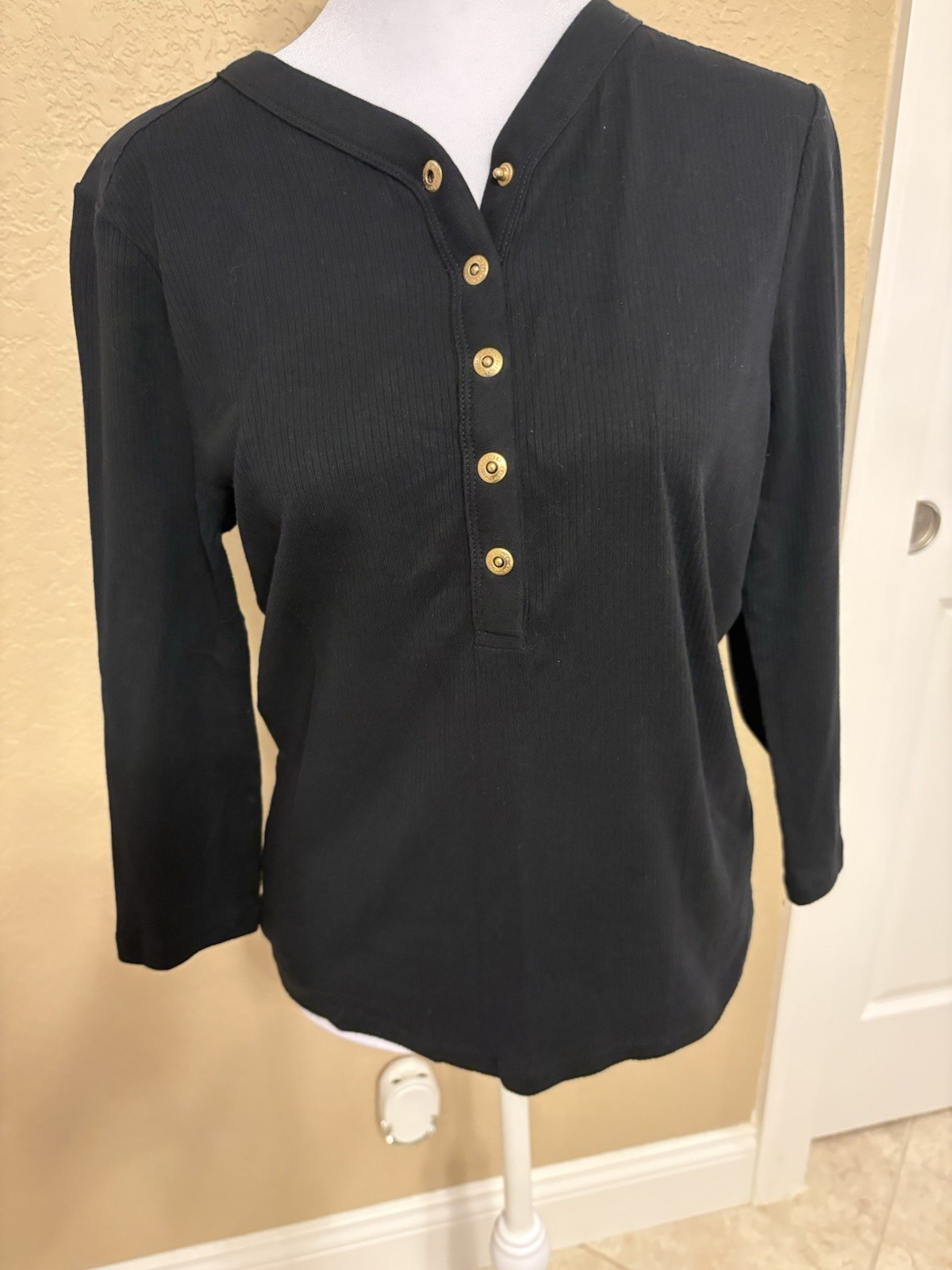Ralph Lauren Black Label Black Ribbed Henley, 3/4 Sleeves , Snaps, M, Quiet Lux