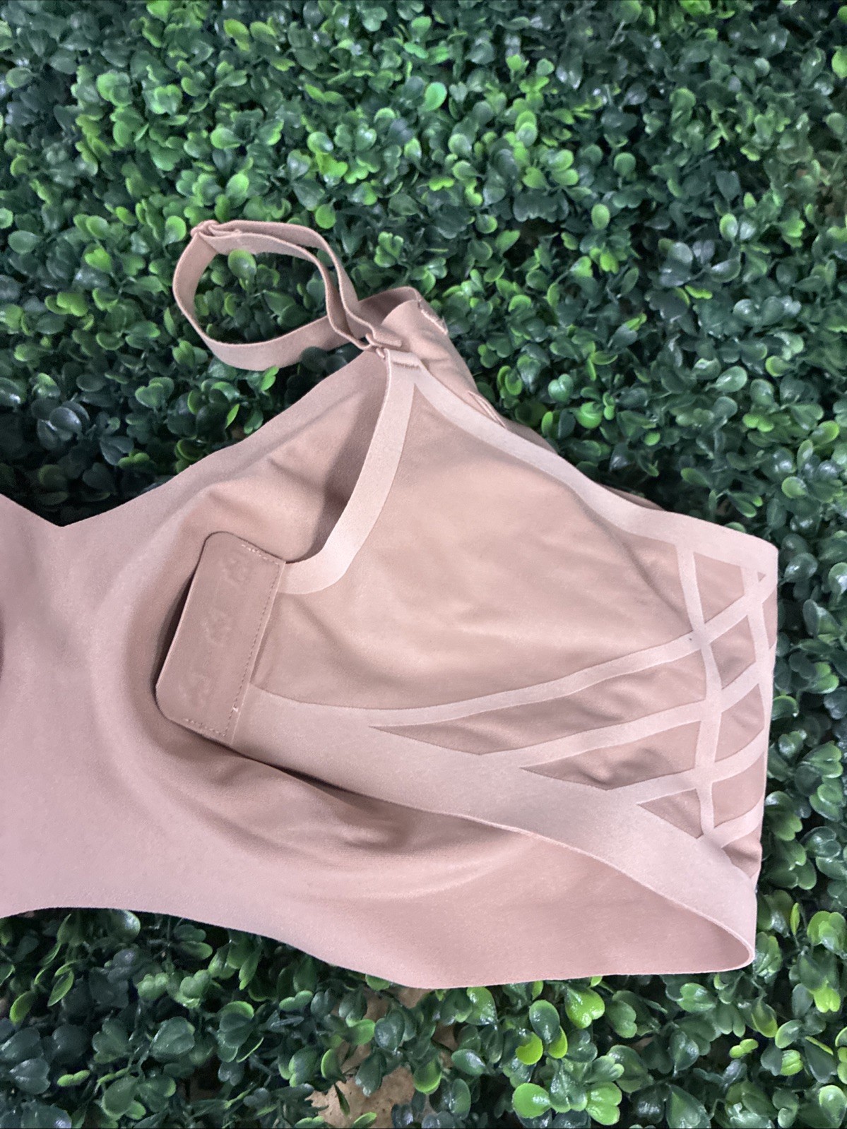 Honeylove Silhouette Wireless Convertible Bra| Color Sand| Size 38 B/C | Large