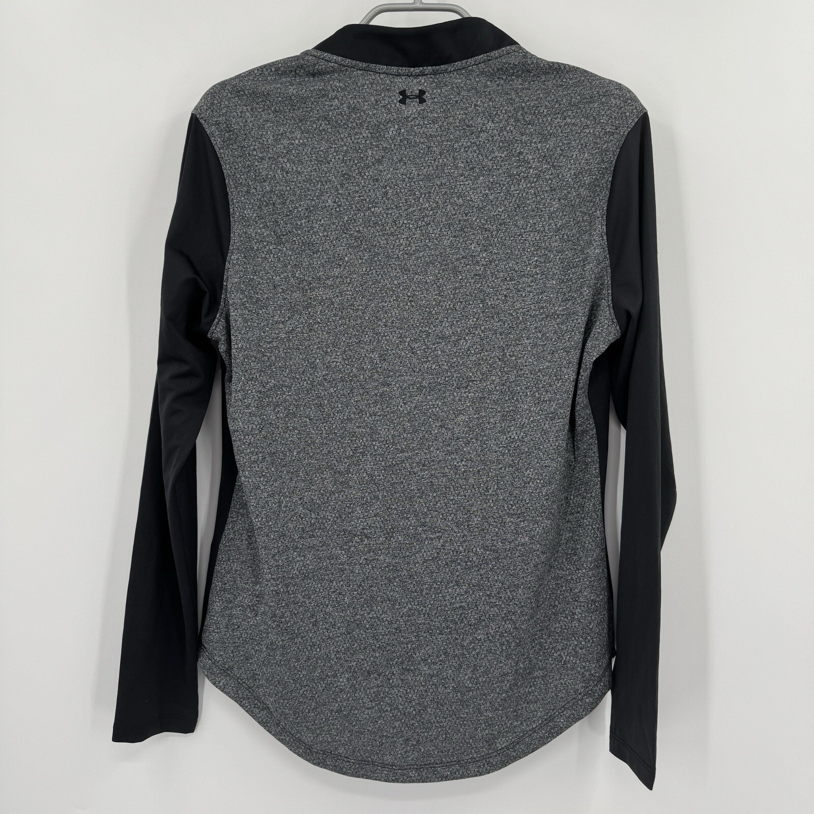 Under Armour Golf Women’s Valor 1/2-Zip Pullover Long Sleeve size M Black/Gray