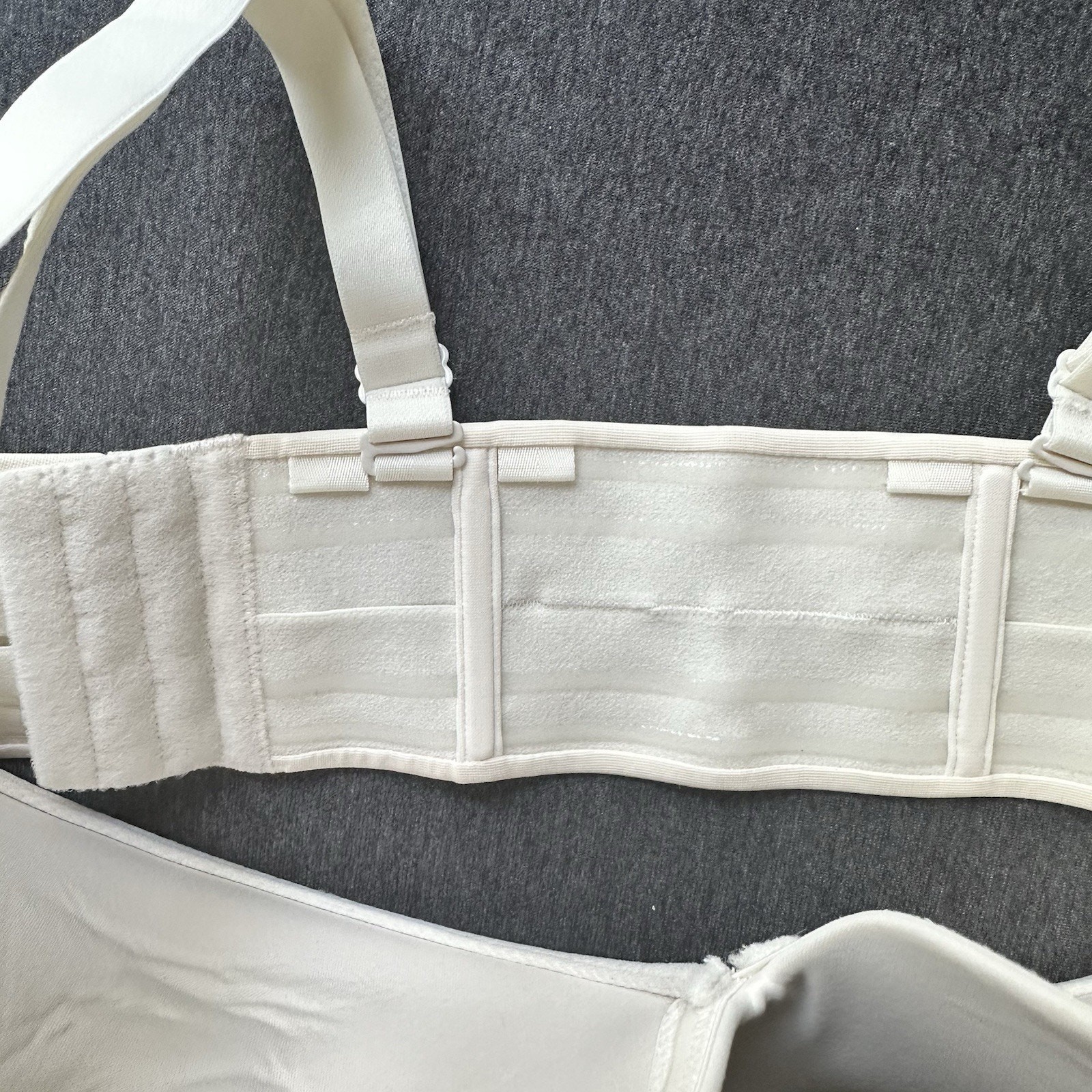 Cacique Multi Way Boost Bra Beige 40DDD Convertible Strapless Wear Three Ways