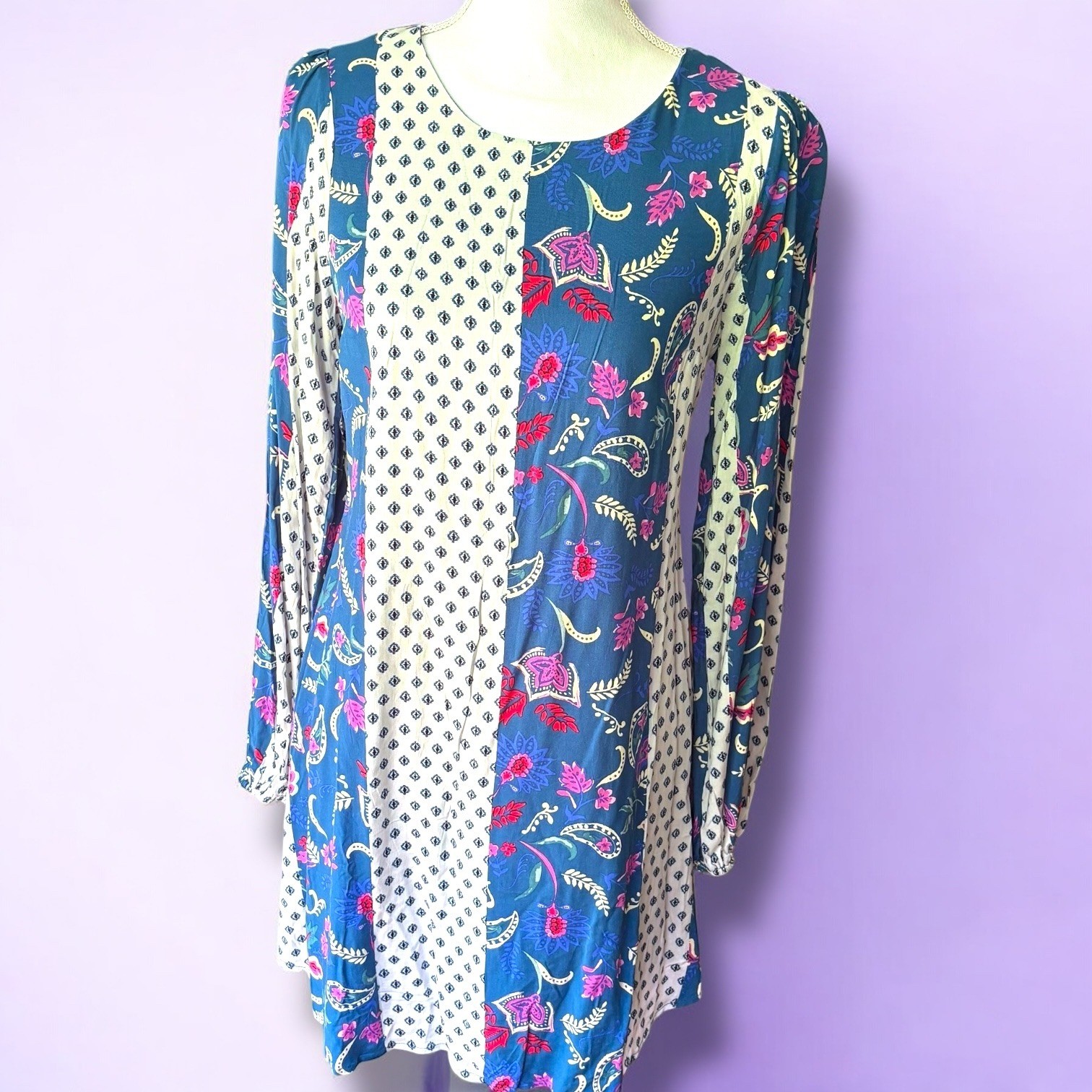 Andree by Unit Boho Teal & Pink Mixed Print Shift Dress