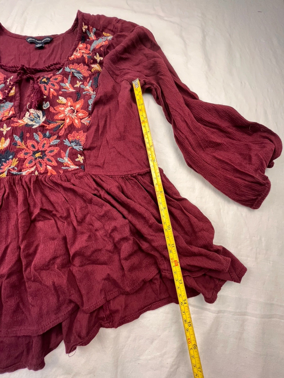 AMERICAN EAGLE OUTFITTERS Burgundy Embroidered Tie Blouse Size M Flowy