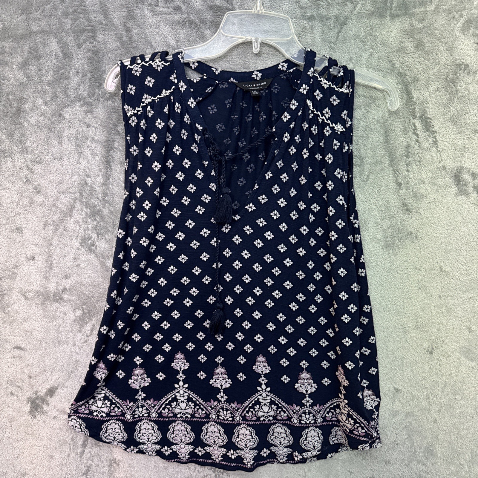 lucky brand womens sleeveless top large blue geometric floral pullover tassel