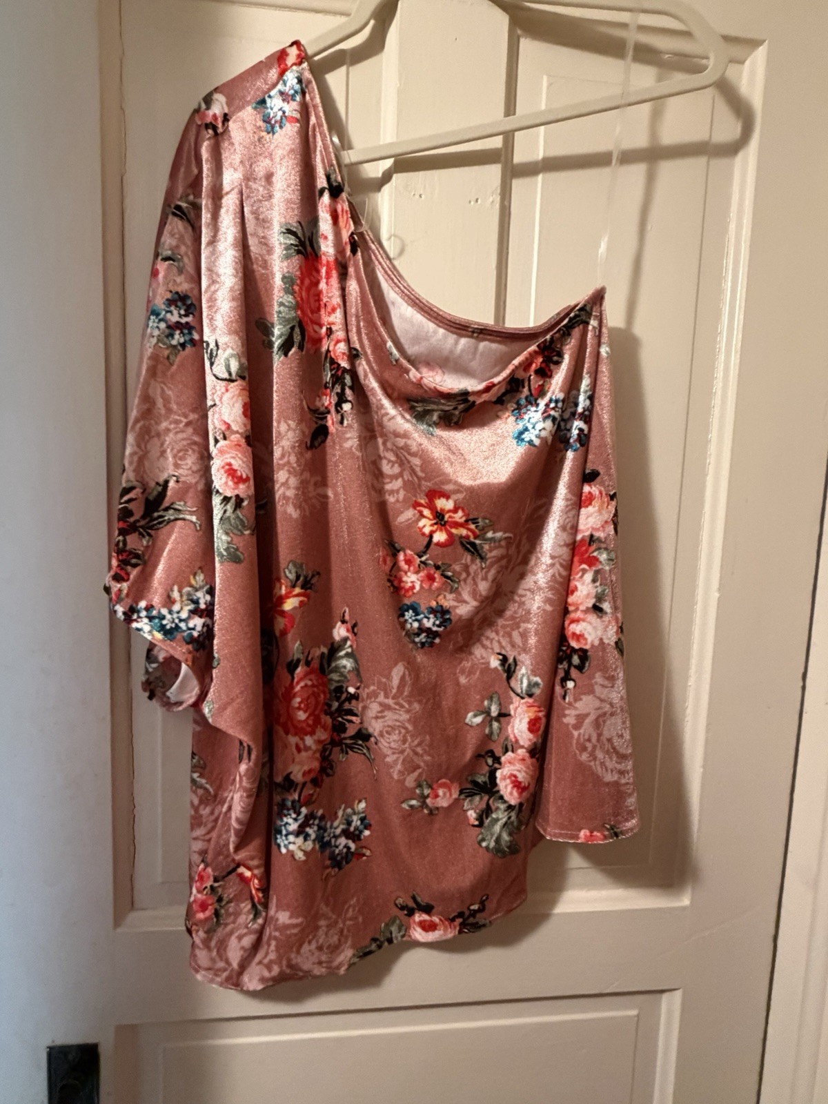 NWT Andree By Unit Velvet One Shoulder Top 1XL Floral Pink Asymmetrical Boutique
