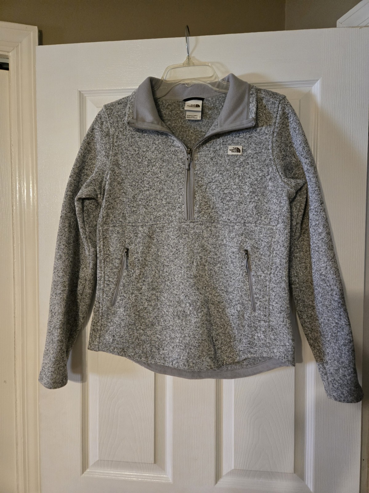 The North Face Small Women’s Crescent 1/2 Zip Pullover Fleece Grey Heather