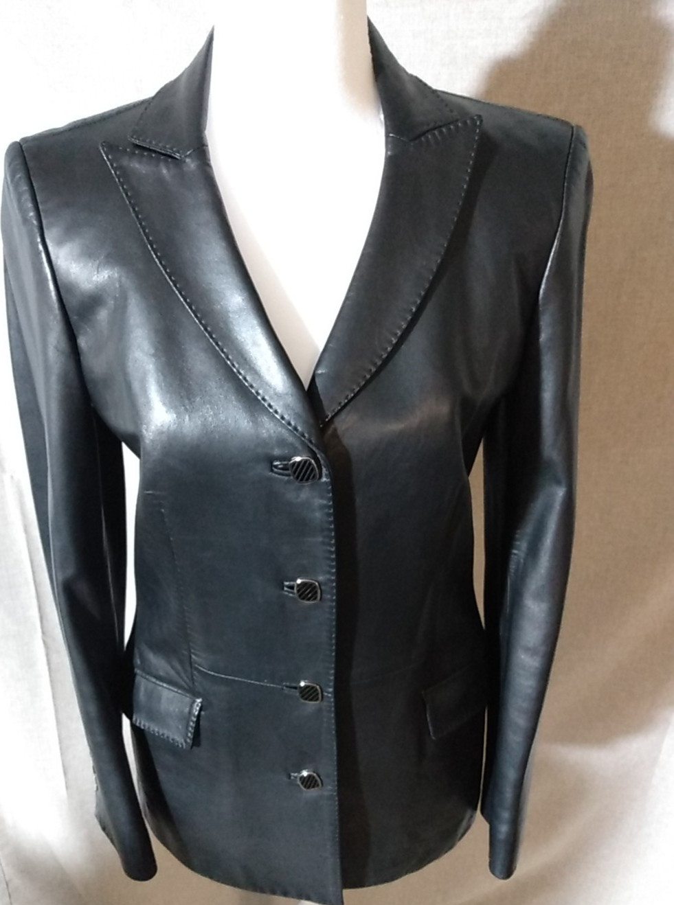 Salvatore Ferragamo Women’s Leather Jacket Size 6