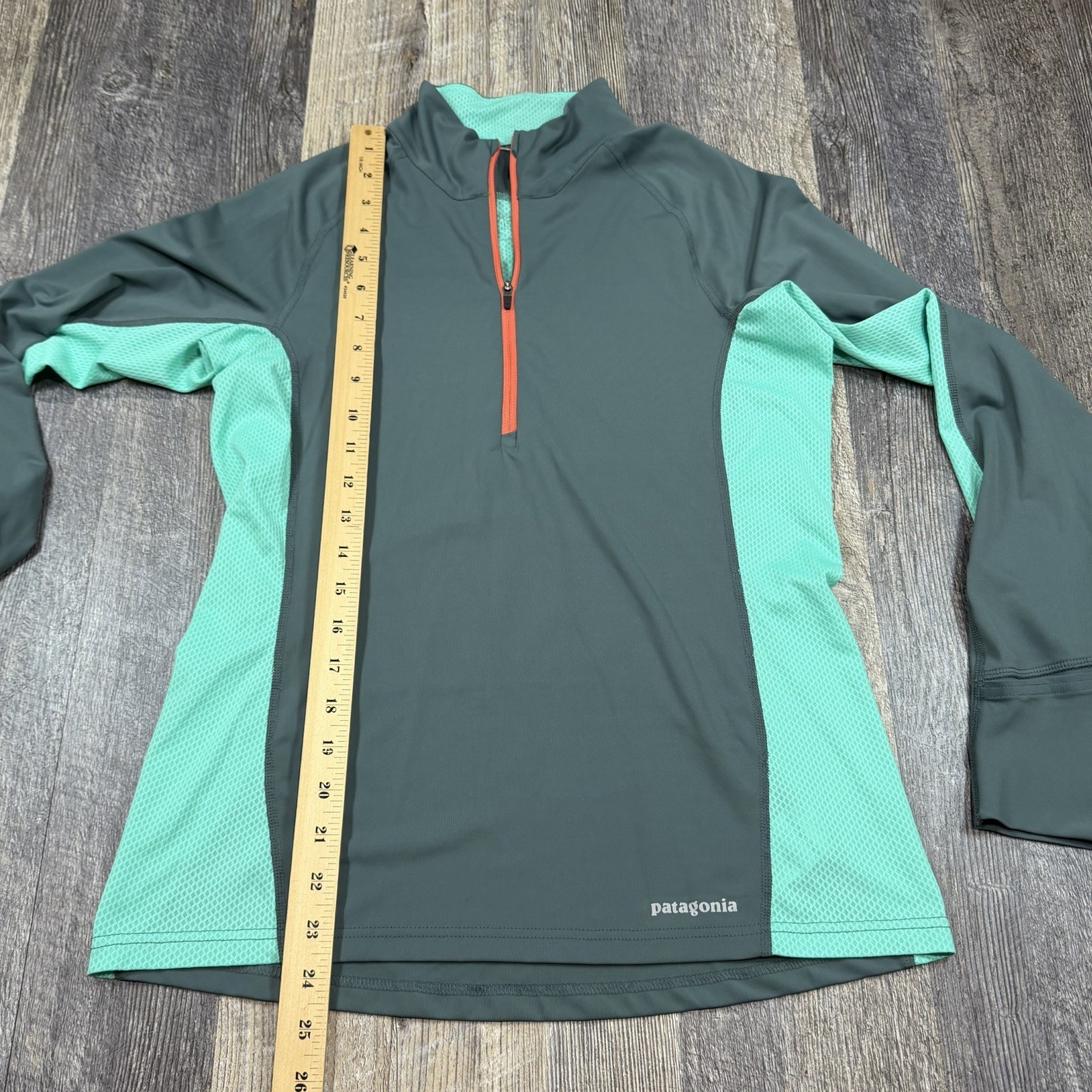 Patagonia Womens Gray All Weather 1/2 Zip Pullover Base Layer Small Running Top