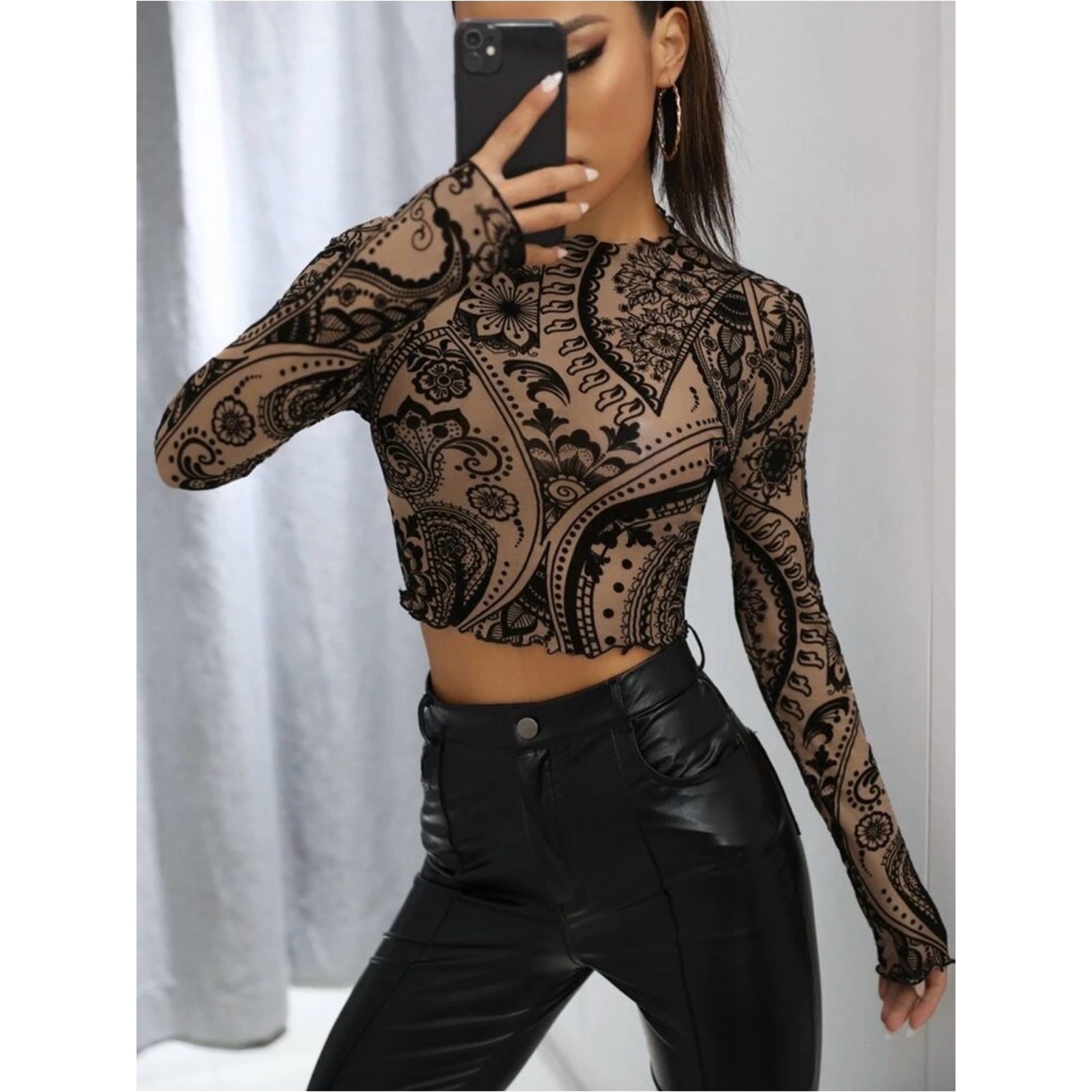 Sheer Paisley Long-Sleeve Crop Top – Black on Tan size S