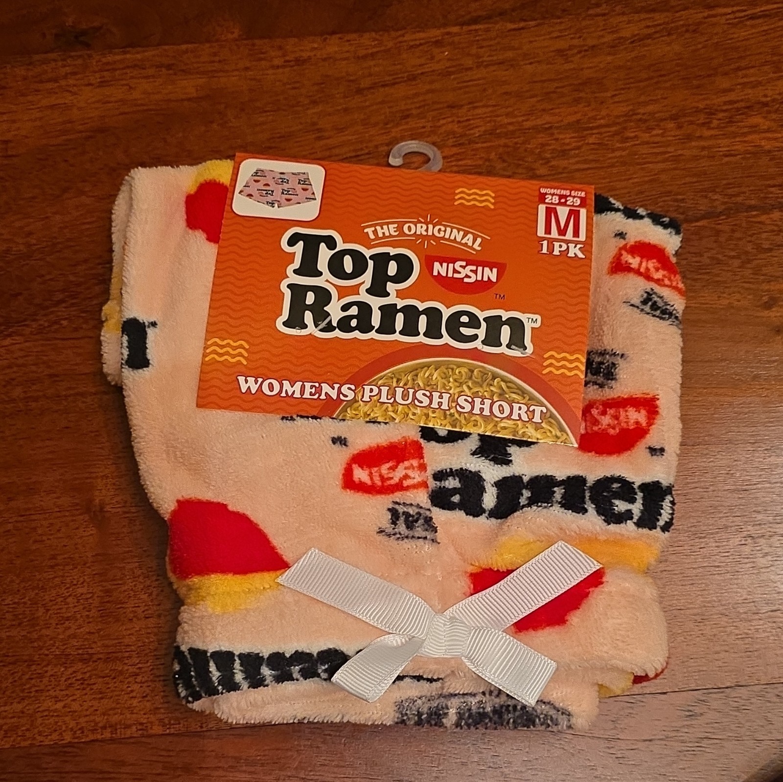 Top Ramen Women’s Plush Sleep Shorts M Graphic Print Logo Polyester Spandex NEW