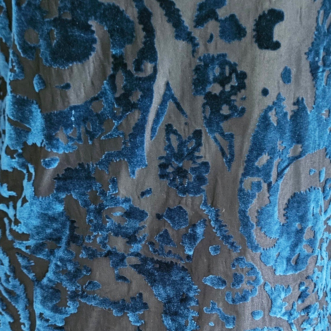 Simply Vera Vera Wang Teal Velvet Burnout Top Raw Hem XS Dark Romance