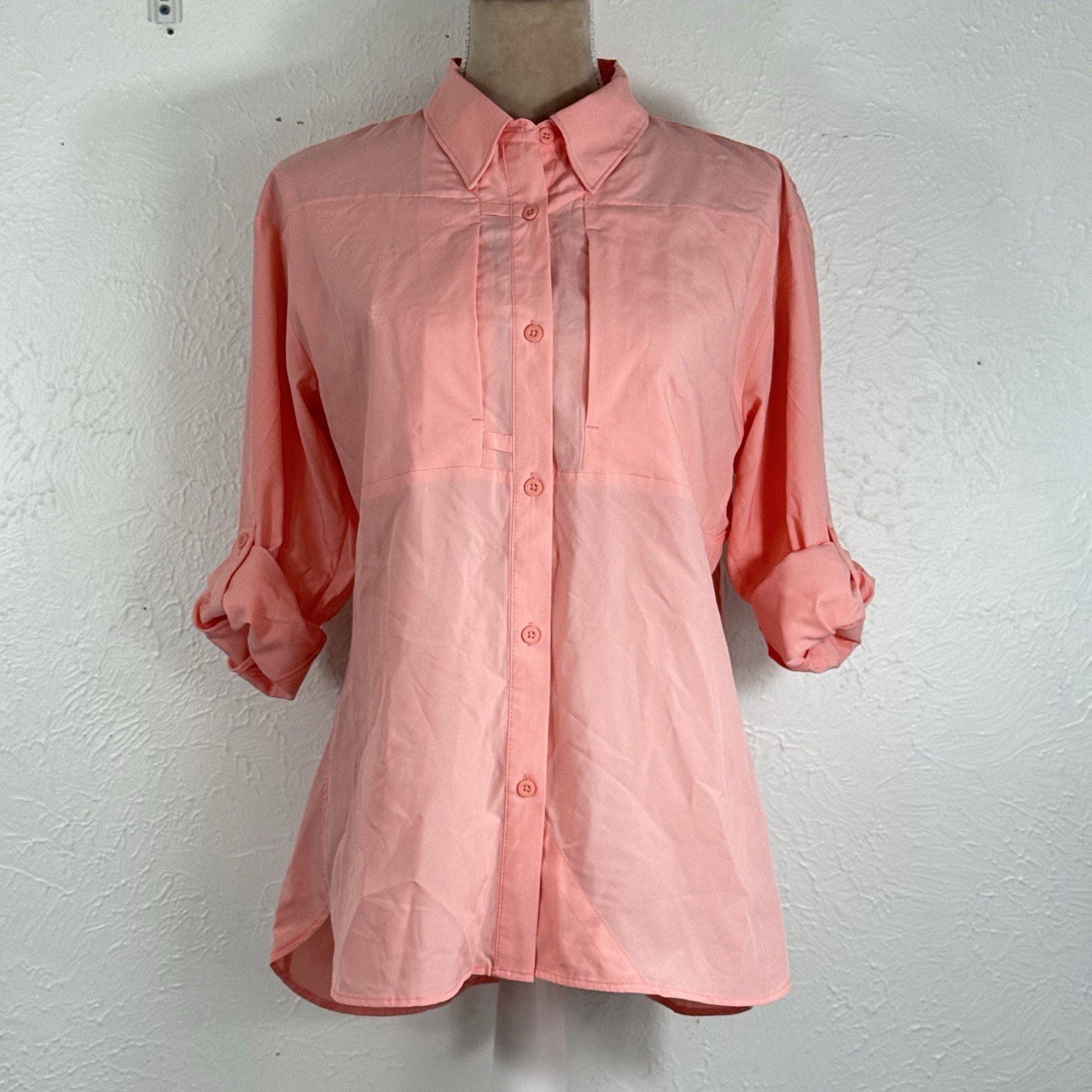 World Wide Sportsman Womens L Fishing Shirt Vented Caped Button Up Lined Peach