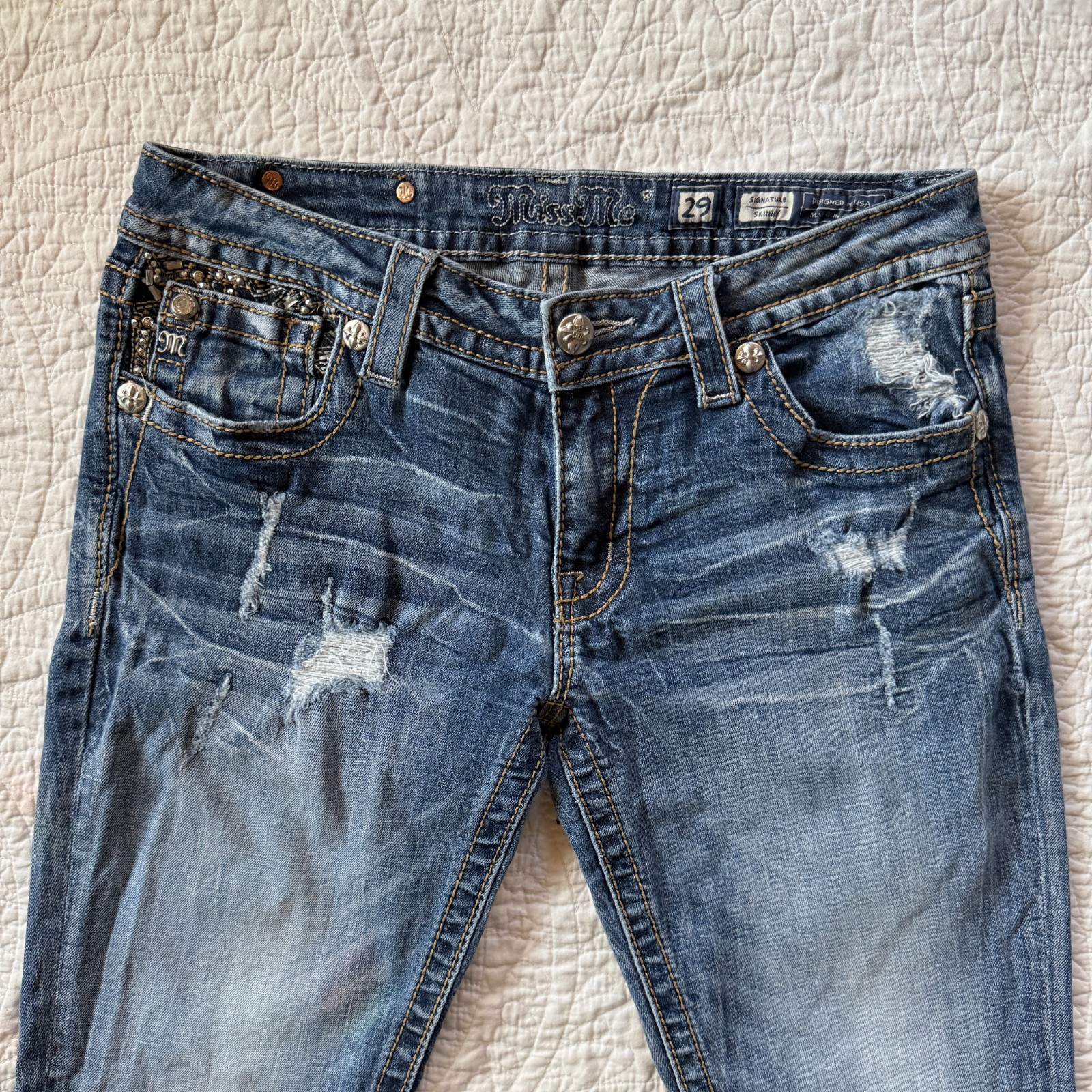 Miss Me Signature Skinny Medium Wash Mid Rise Jeans Embroidered Rhinestone Sz 29