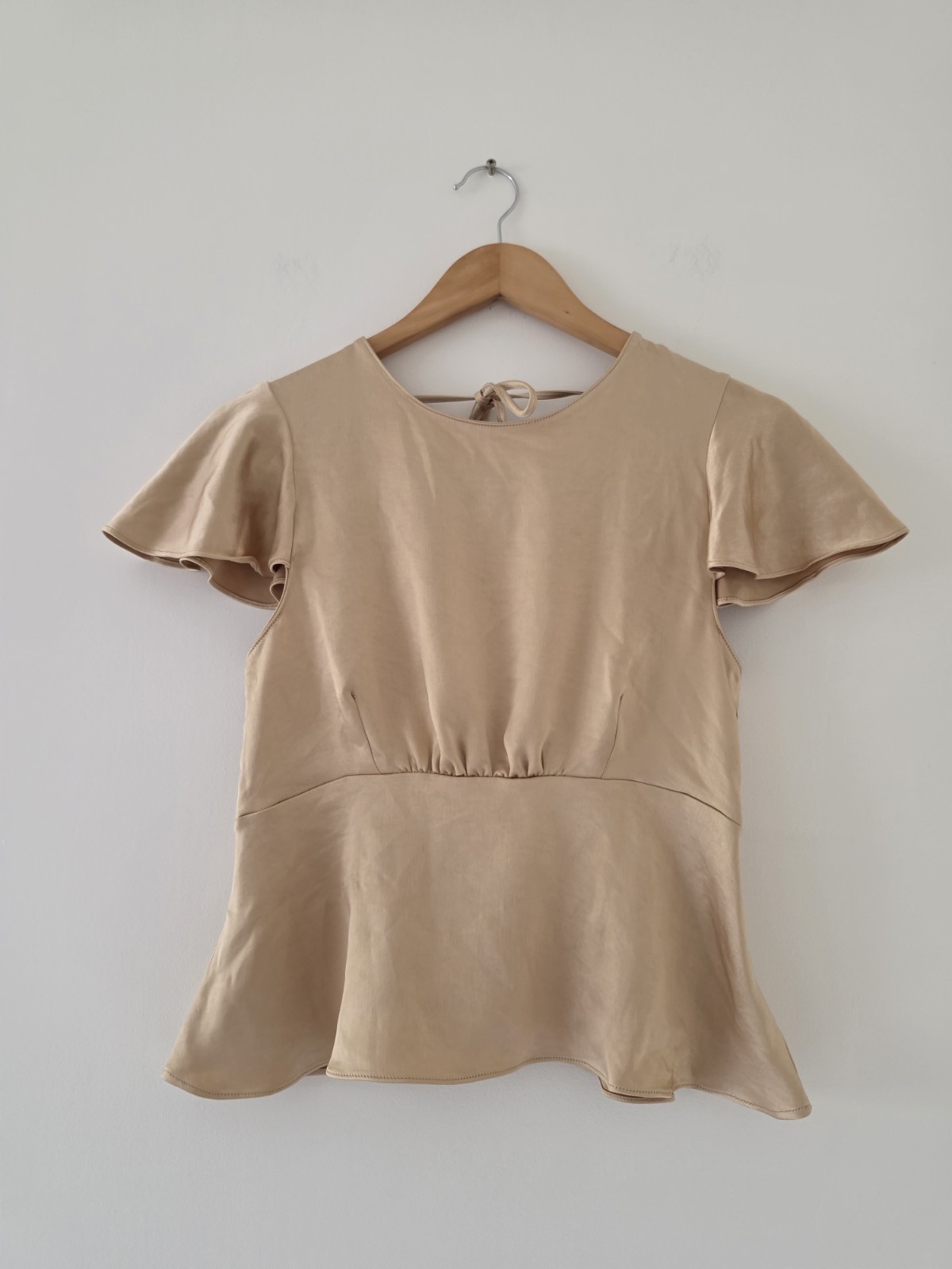 River island,woman’s gold satin back tie party summer,holiday top Size 10.