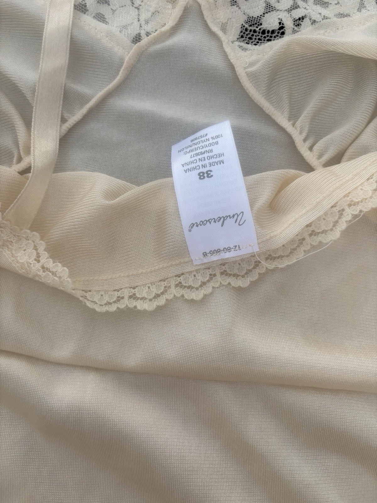 Vintage 90’s Underscore Cami Top White Nylon Lace Bohemian Gypsy Women’s 38