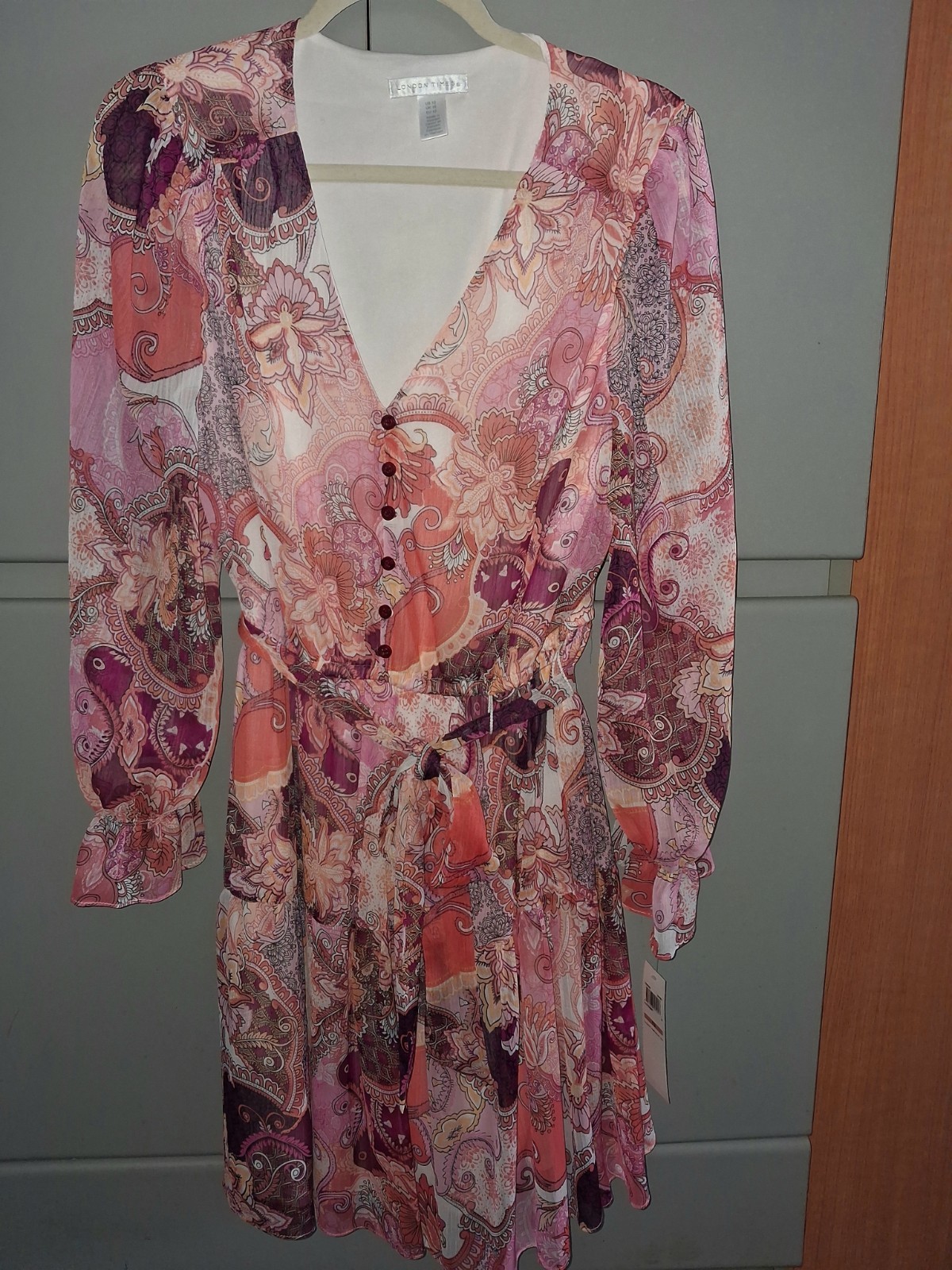 London Times Pink / Berry Floral Spring Fit Flare Ladies Dress Size 12
