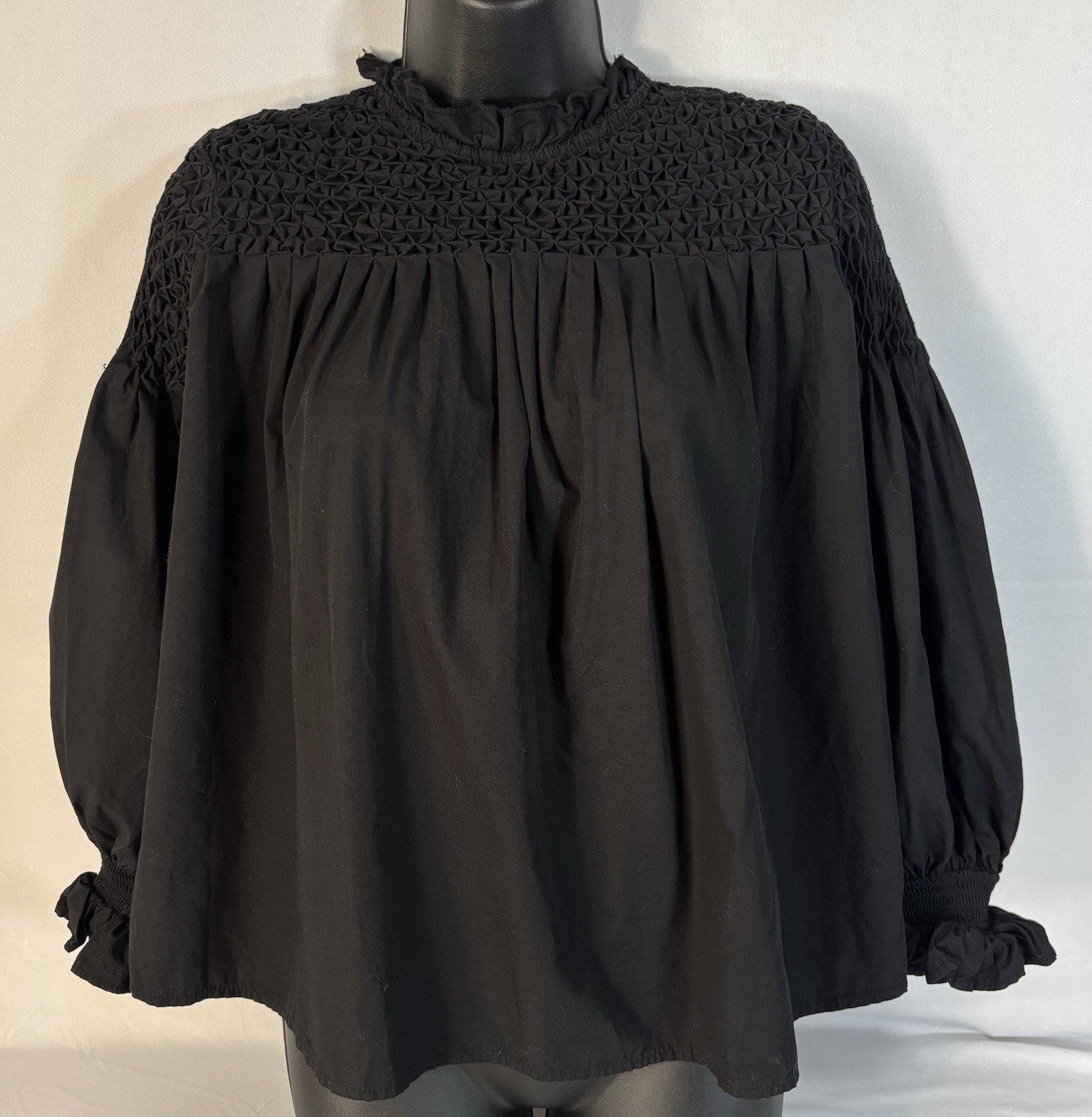 Anthropologie Maeve Black Smocked Puff Long Sleeve Cotton Sz 0 Goth Witchy