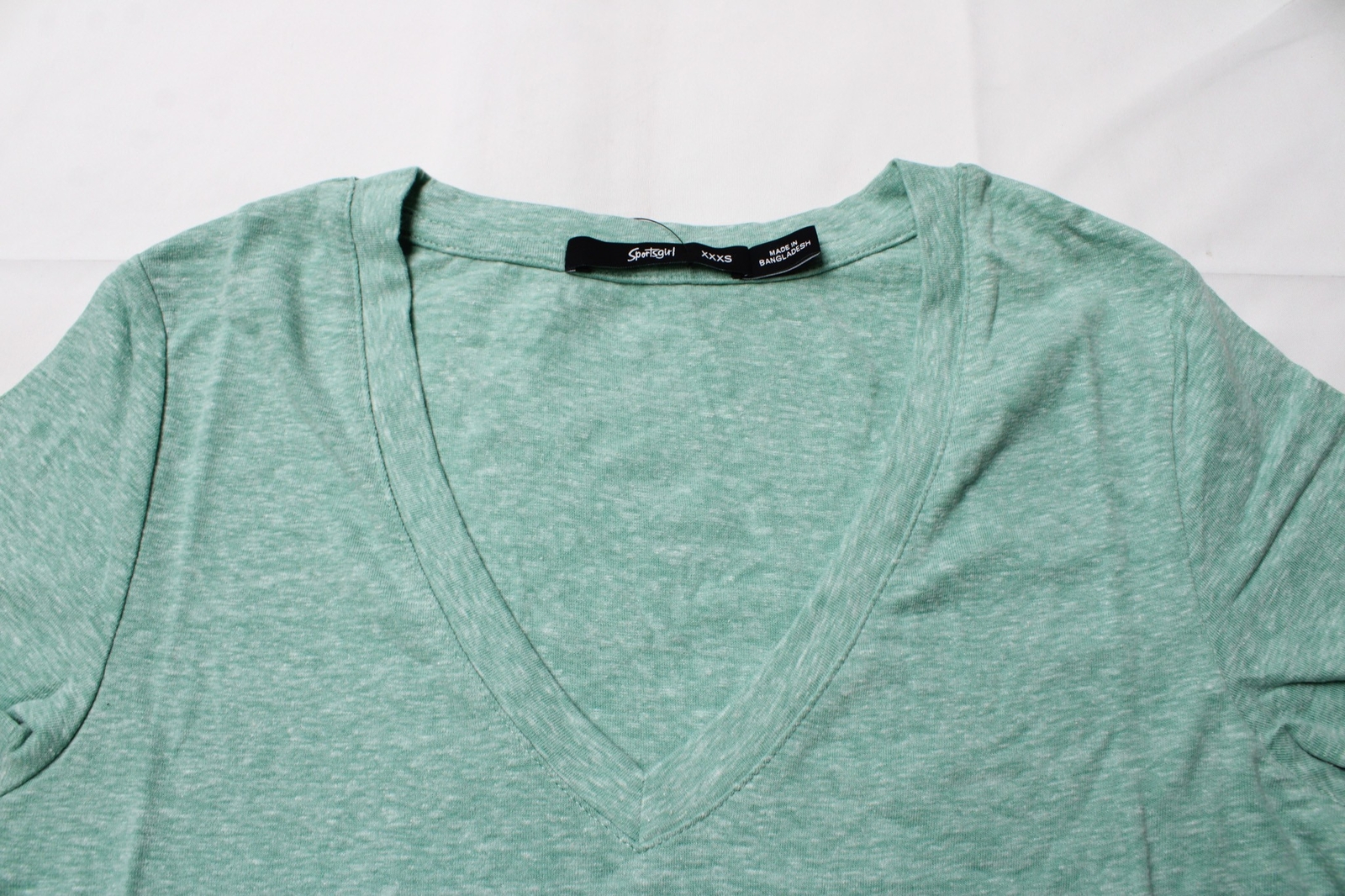 Sportsgirl Women’s Australian V-Neck Cotton Basic T-Shirt EJ2 Green Size 3XS NWT