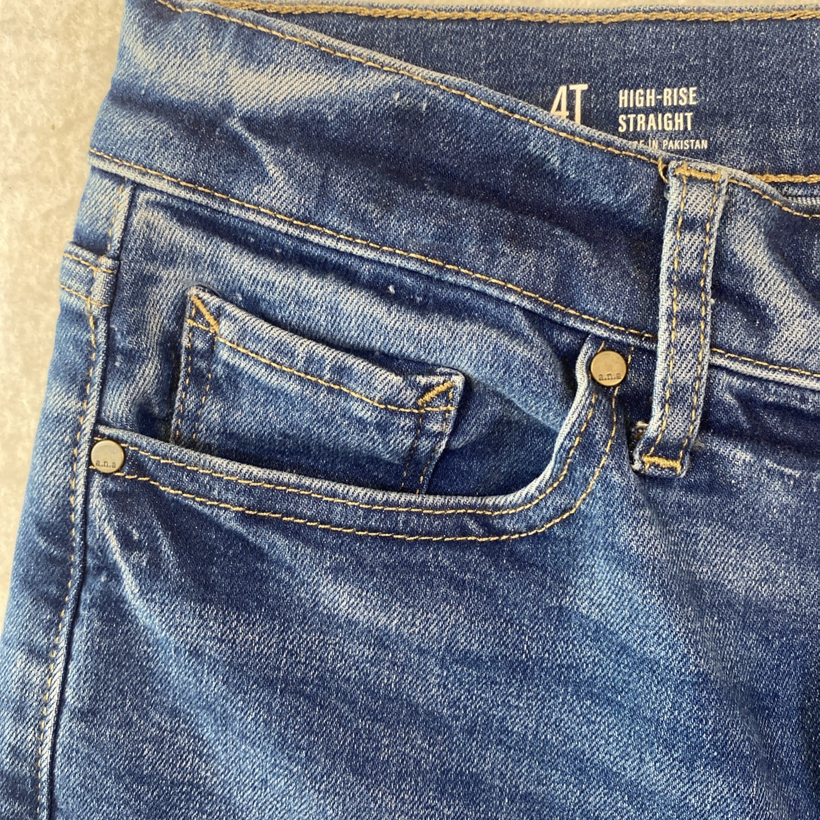 a.n.a a new approach High Rise Straight Leg Denim Jeans – Women’s Size 4T