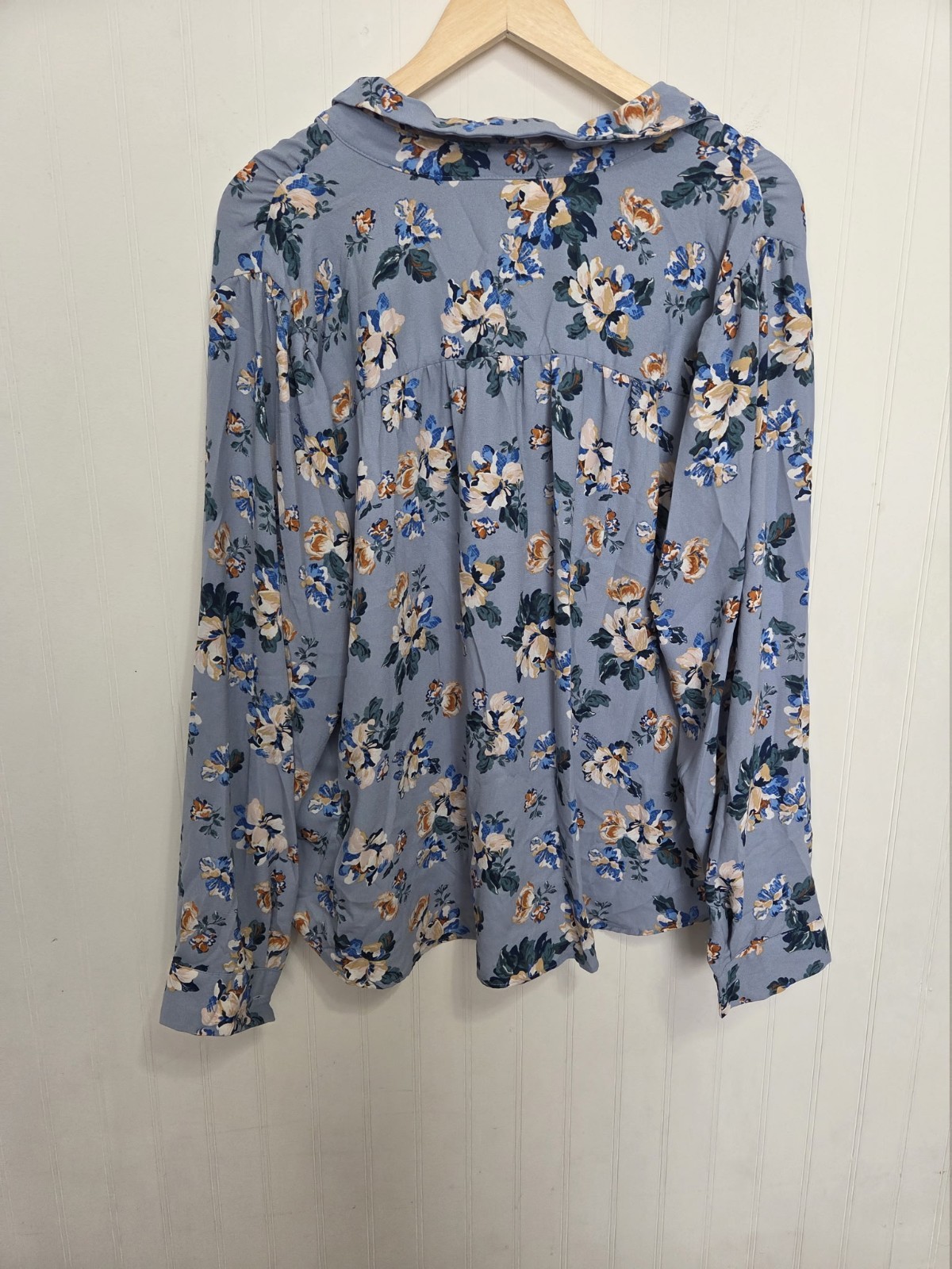 LC Lauren Conrad 1X Blue Floral Button Down Long Sleeve Ruffle Woven Blouse