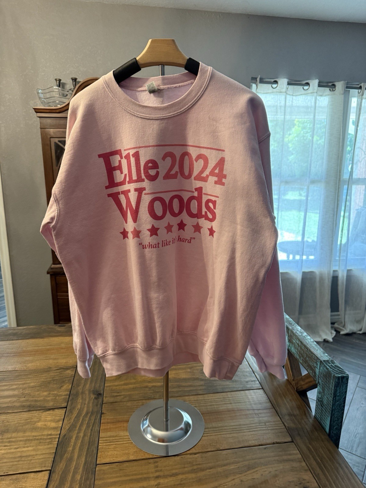 Gildan Heavy Blend Women’s Pink Crewneck Fleece Graphic Print Sweatshirt L