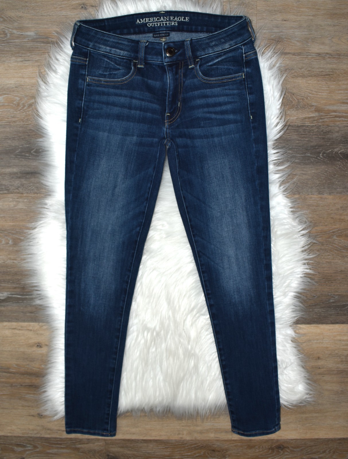 Size 4Reg-American Eagle Outfitters Super Stretch Jegging Dark Wash Blue Jeans