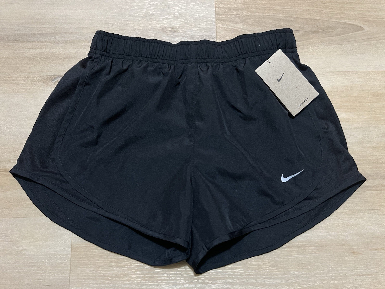 NWT Nike Tempo Women’s Brief-Lined Running Shorts Black Size Small 831558-014