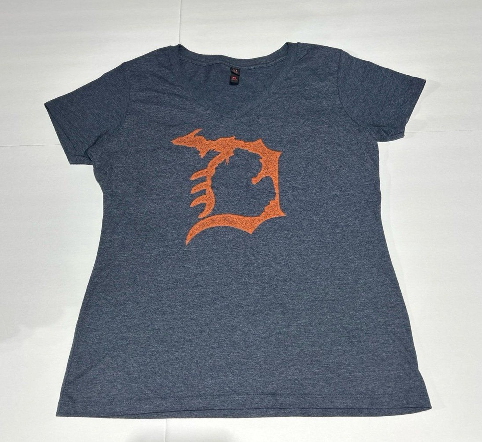 District Made Women’s Large Navy Blue Heather T-Shirt – Orange Detroit Graphic