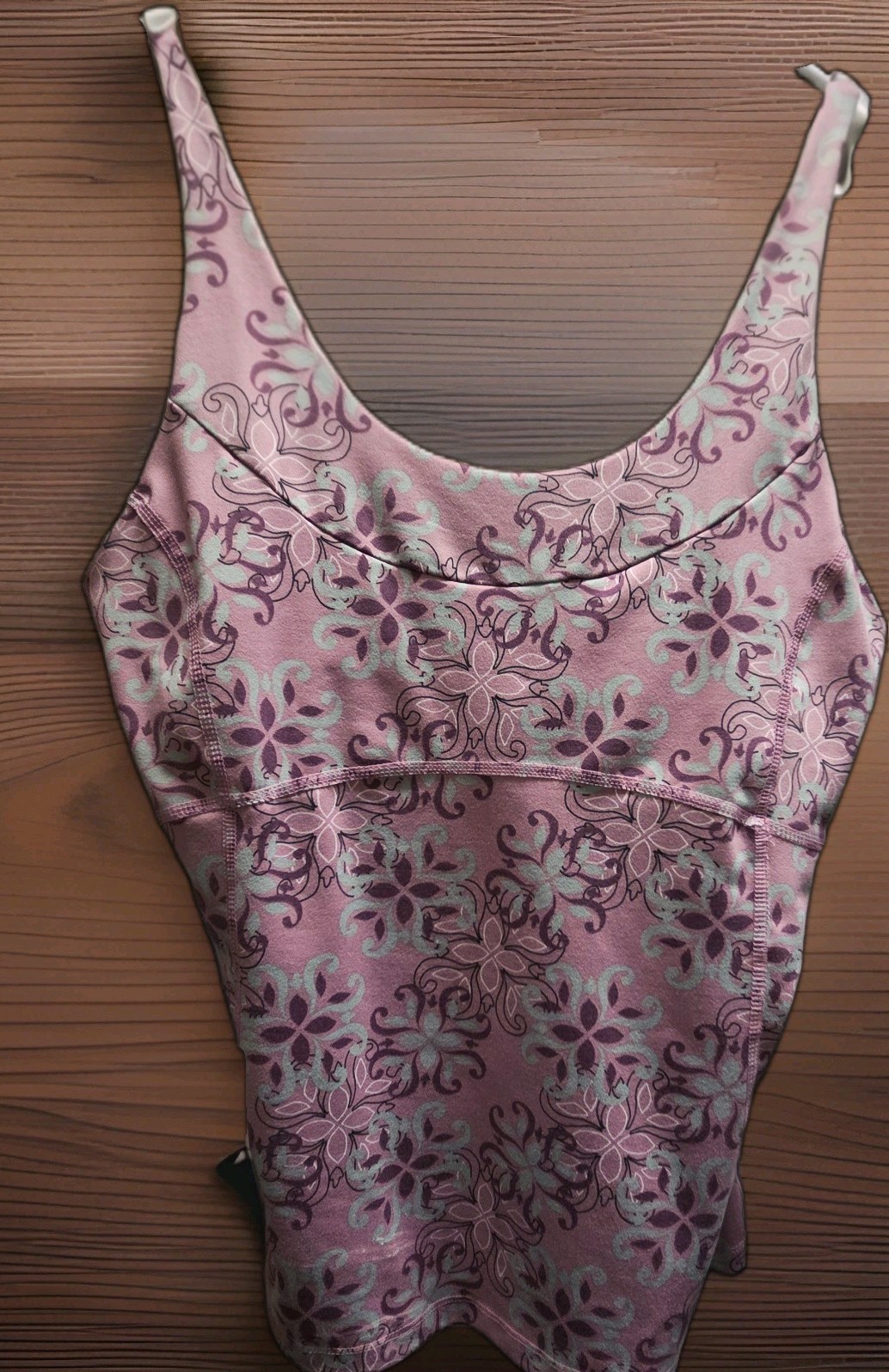 Women’s Tek Gear XL Yoga Tank Purple Floral Built In Bra Active