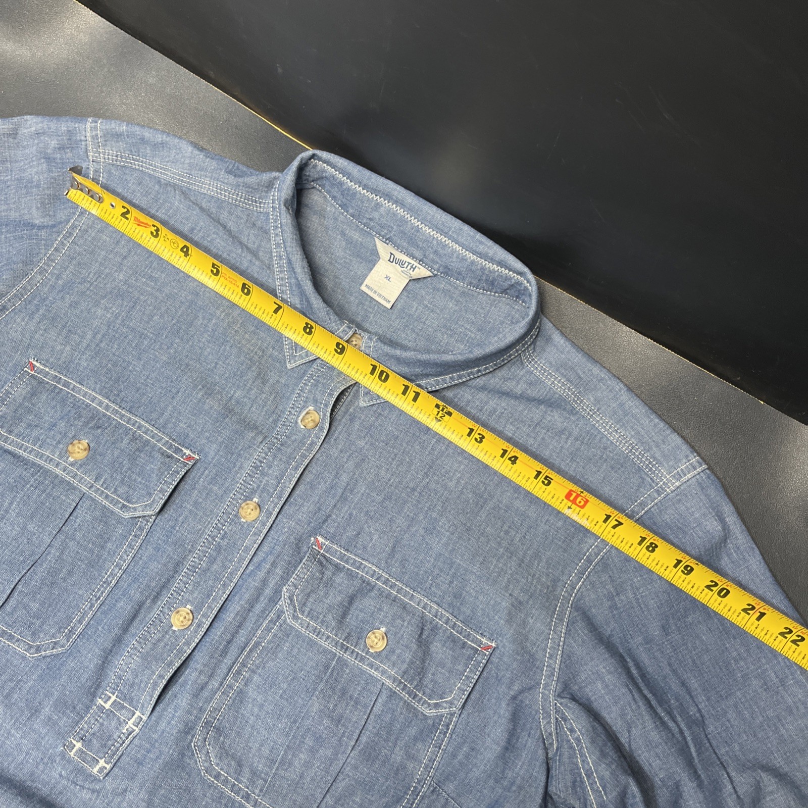 Duluth Trading Co. Women’s Coolmax Chambray Short Sleeve Shirt – Size XL. LL