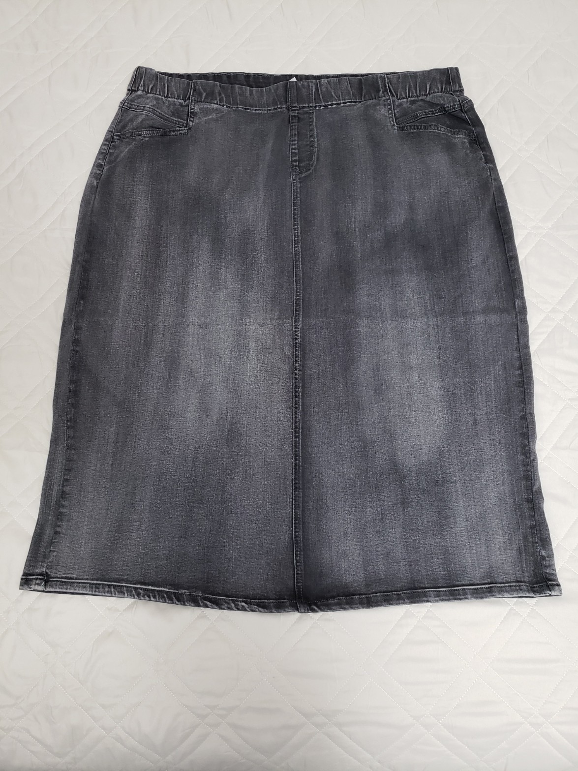 CJ Banks Blue Denim Skirt Straight Knee Length AVG 20W Plus Size NWT