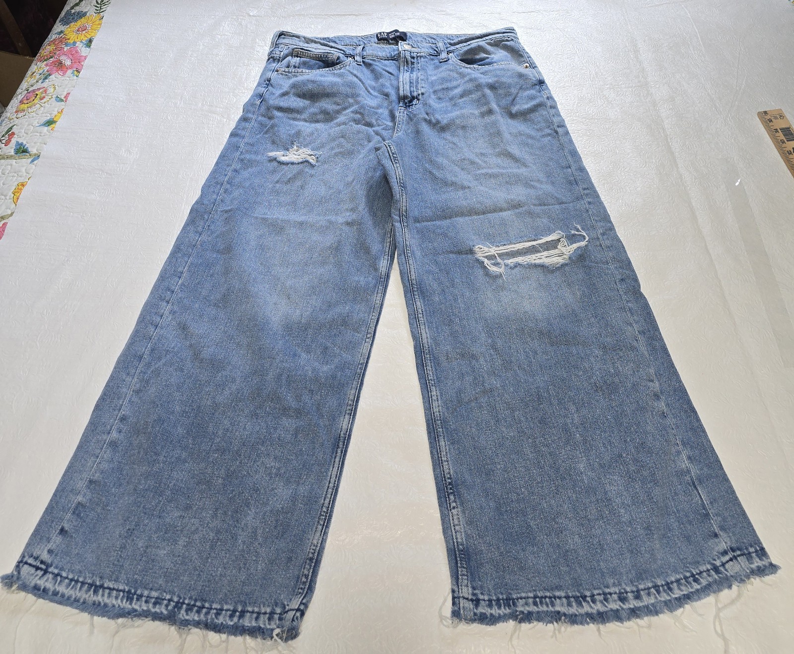 GAP Women’s Blue Denim High Rise Wide-Leg Distressed 5-Pocket Jeans Zip Button