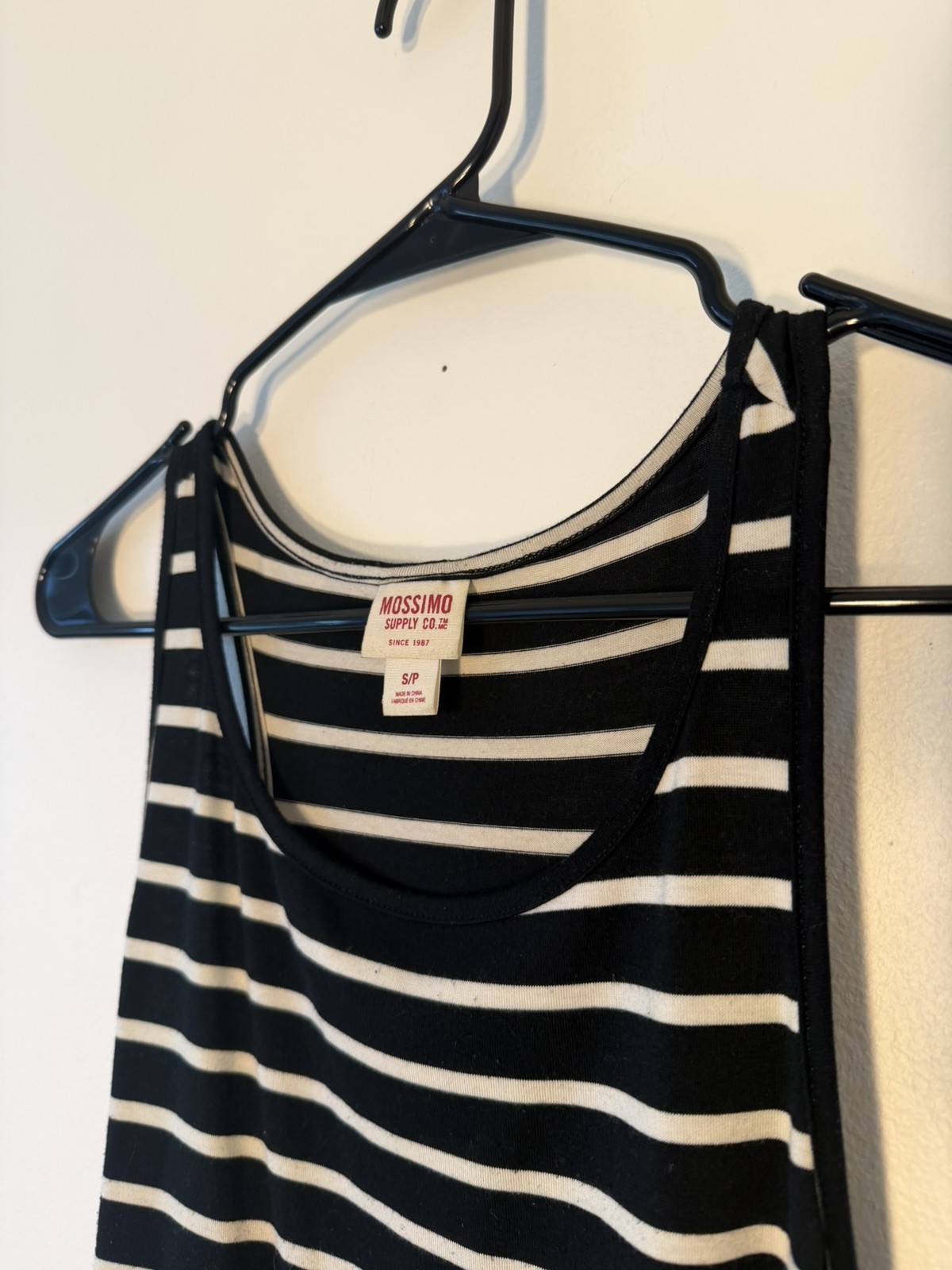 Women’s MOSSIMO Black & White Striped Knit Top Size S