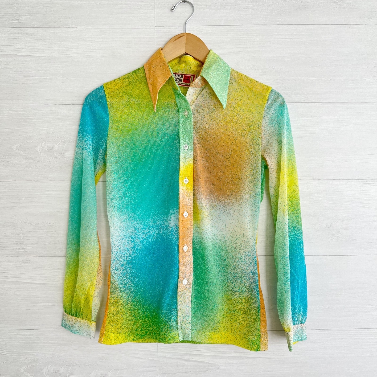 Vintage 70s French Accent Psychedelic Ombre Dagger Collar Blouse M