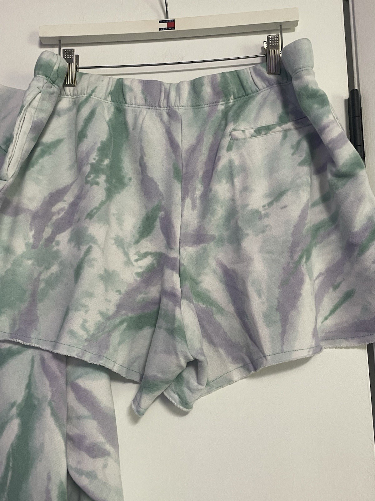 2pc Set Secret Treasures Women’s Sleepwear Casual Tie Dye Sweatshirt Shorts XL