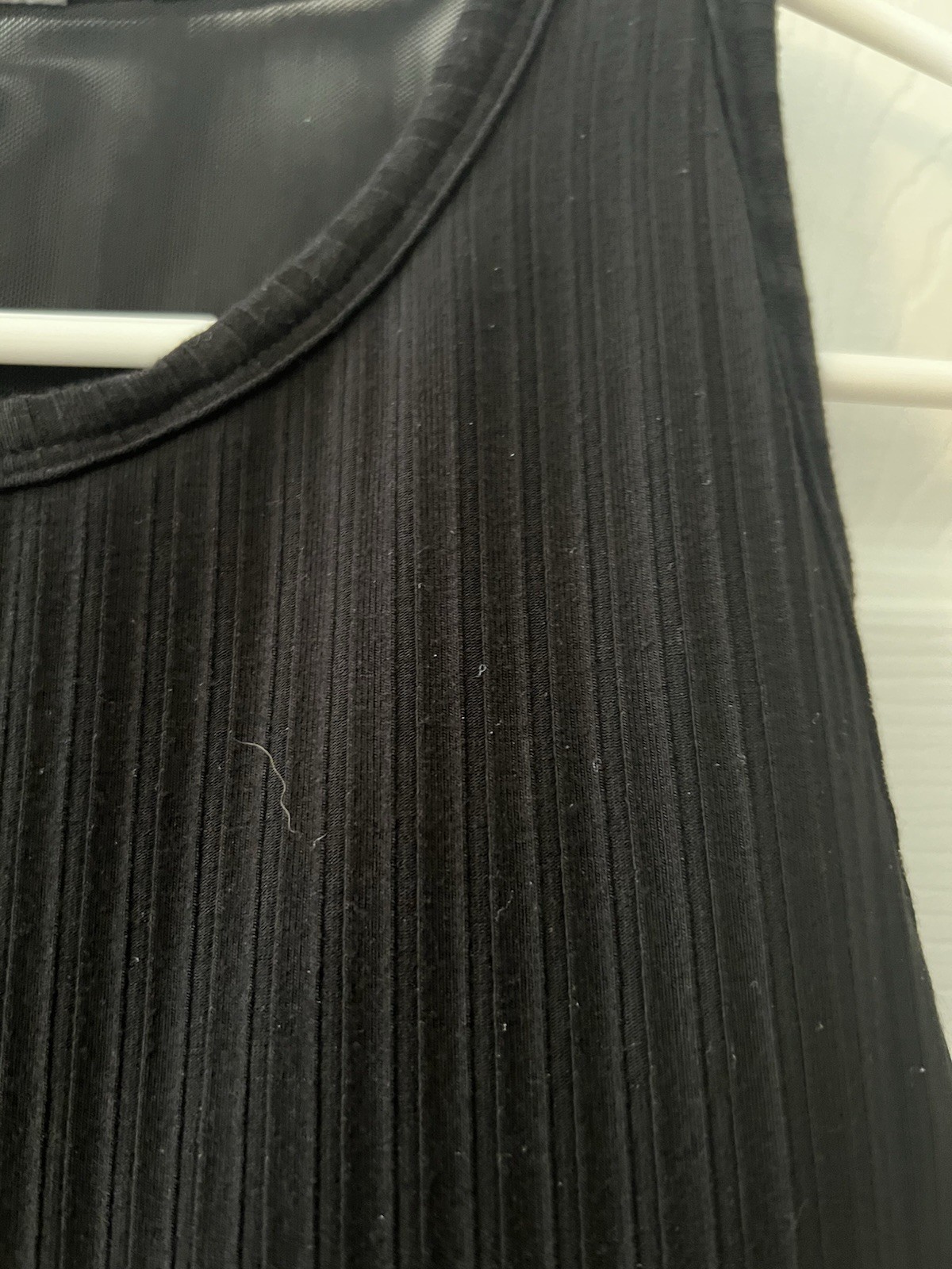 Shebird Black Tank M/L Racerback Built In Bra Size 5 Ribbed