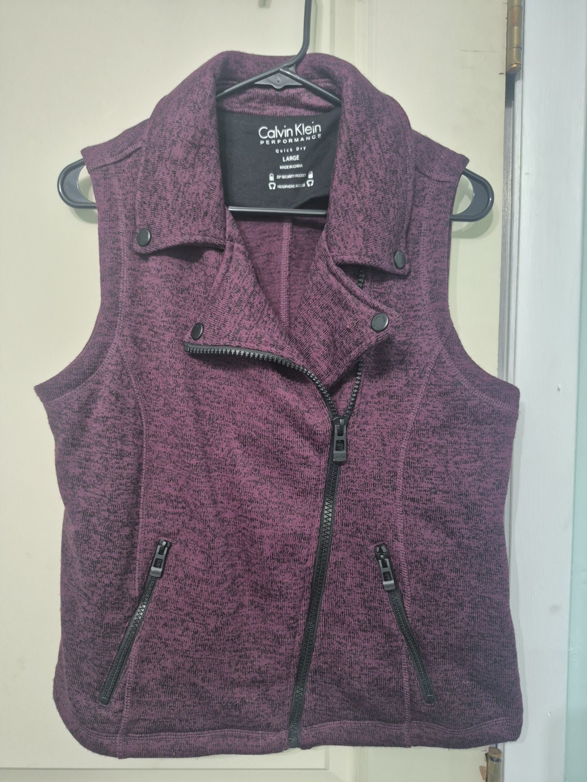 Womens Calvin Klein performance jackets/vests Size Large Purple