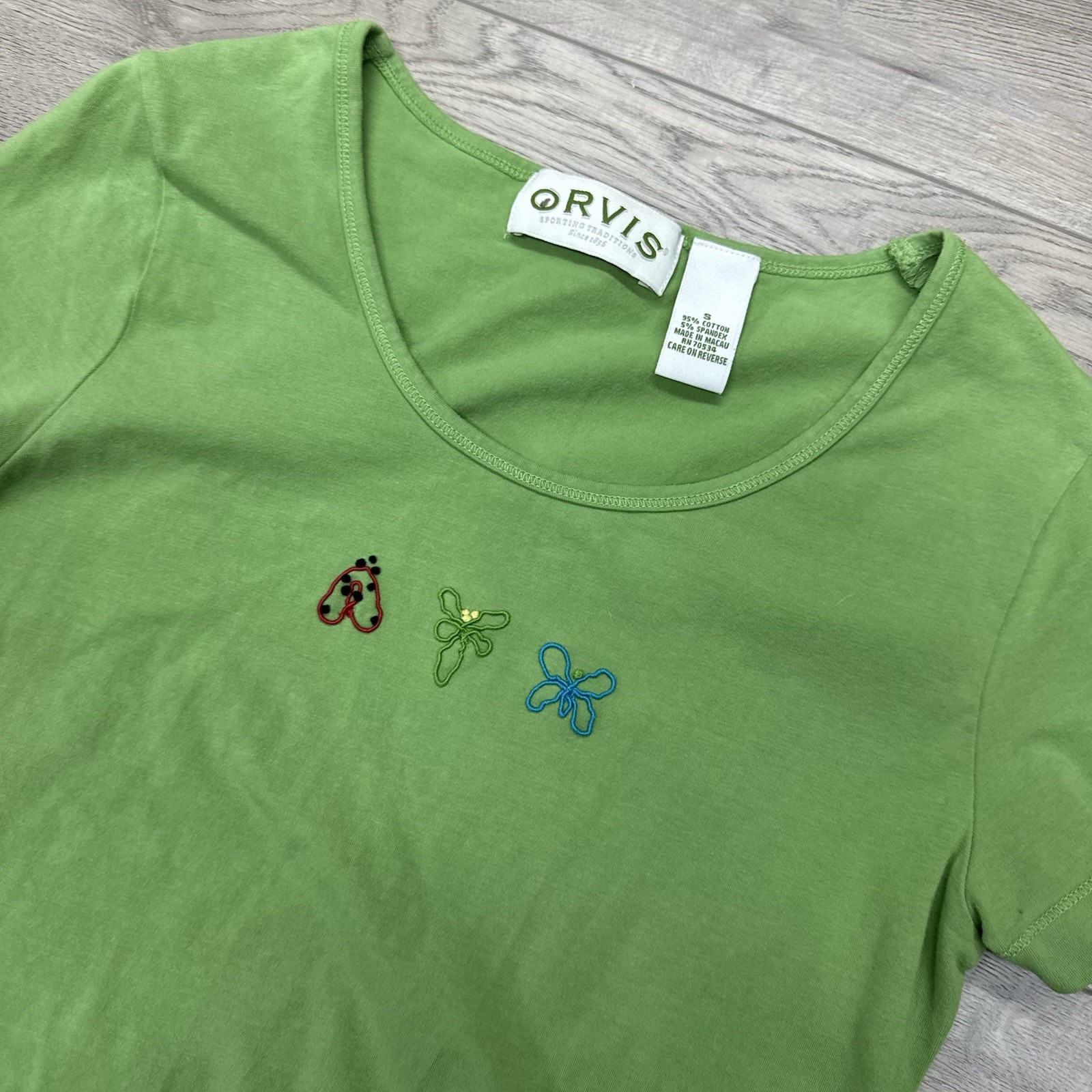 Orvis Babydoll Style T Shirt Women’s Sz S Green Nature Bugs Butterfly Embroider