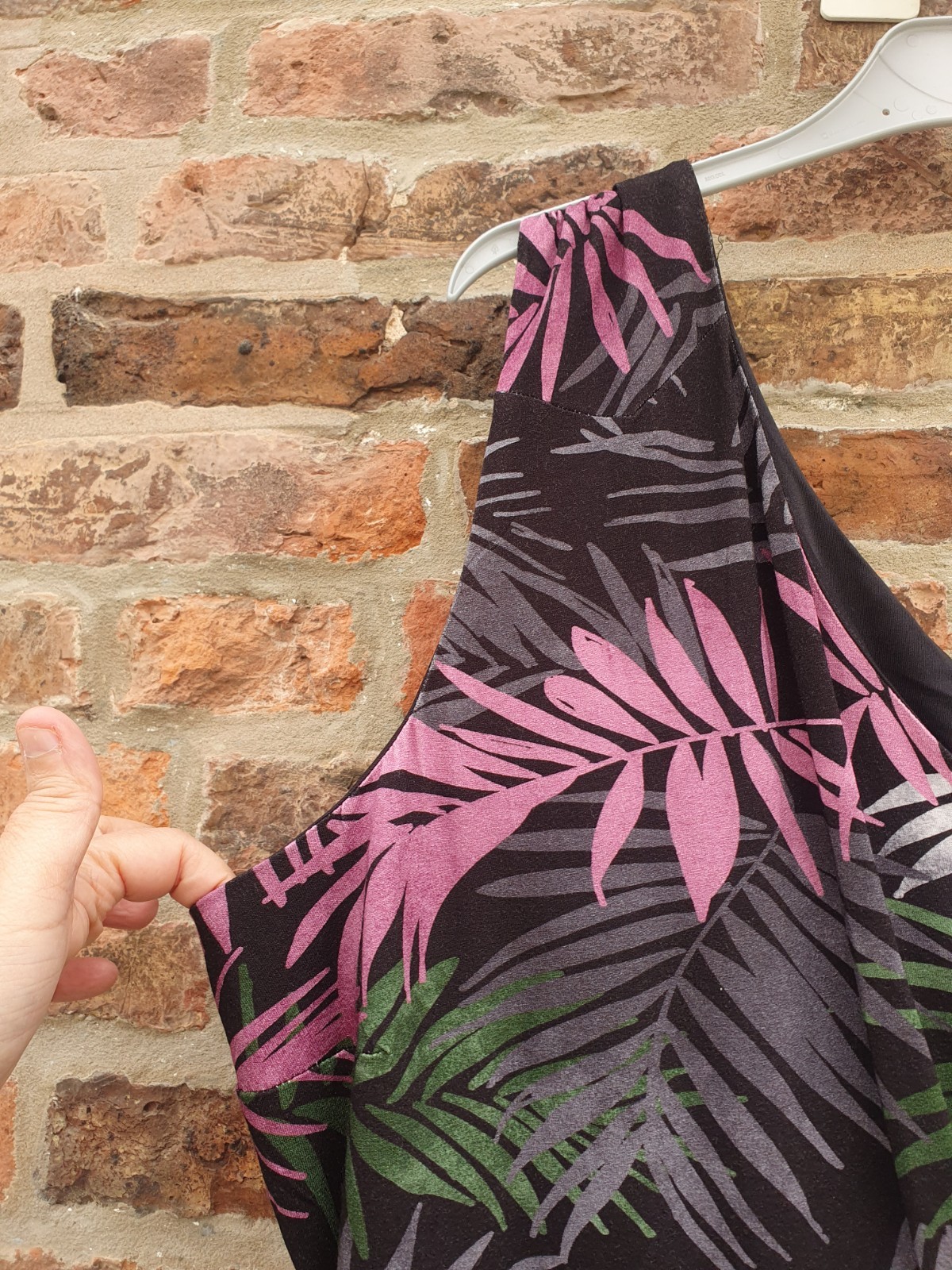 New! Joe Browns Maxi Dress Size Uk24 Black Tropical Palm Print Sleeveless V Neck